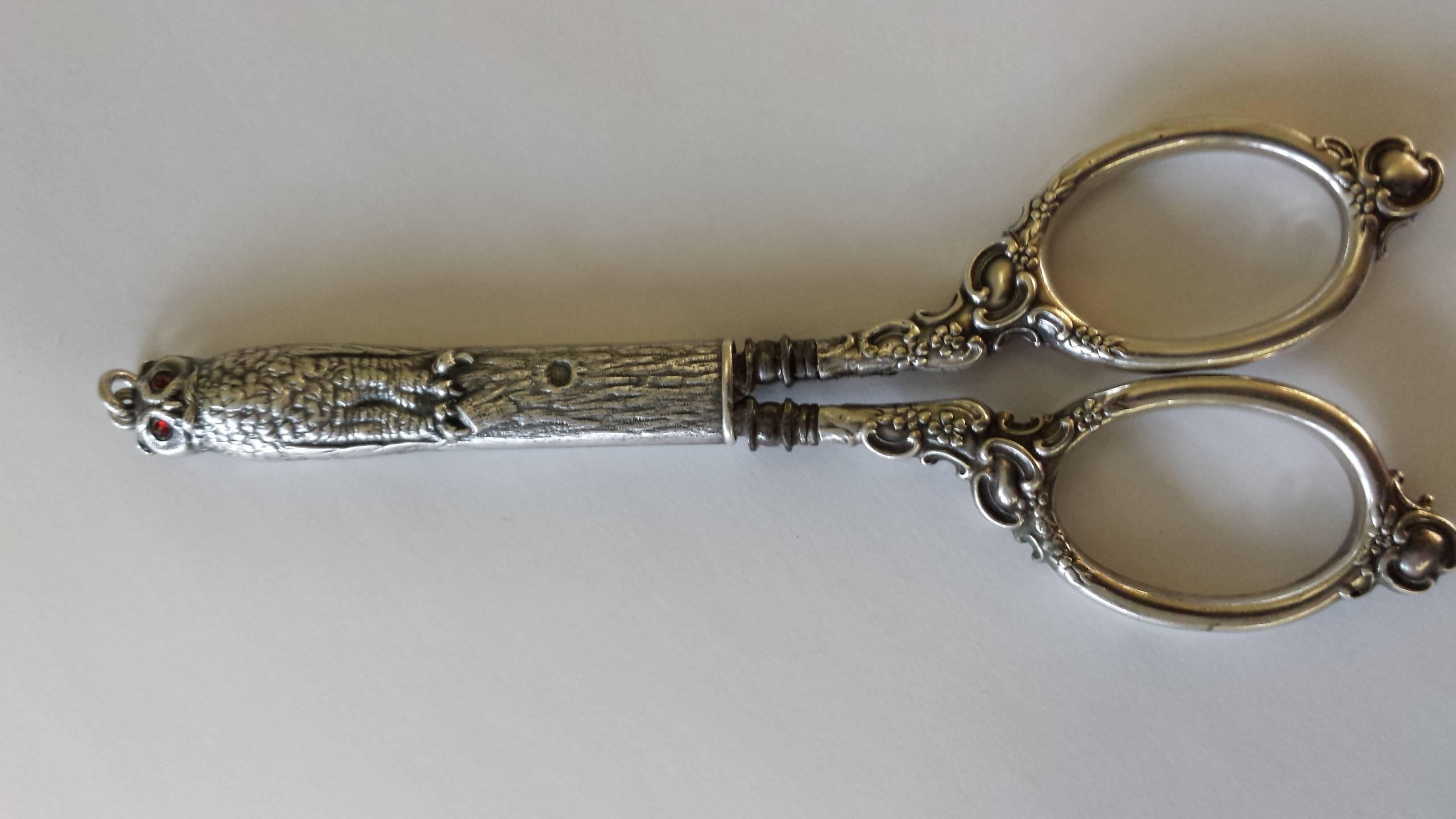 Sterling Silver Victorian Chatelaine Scissors with an Owl in a Tree Cover 4