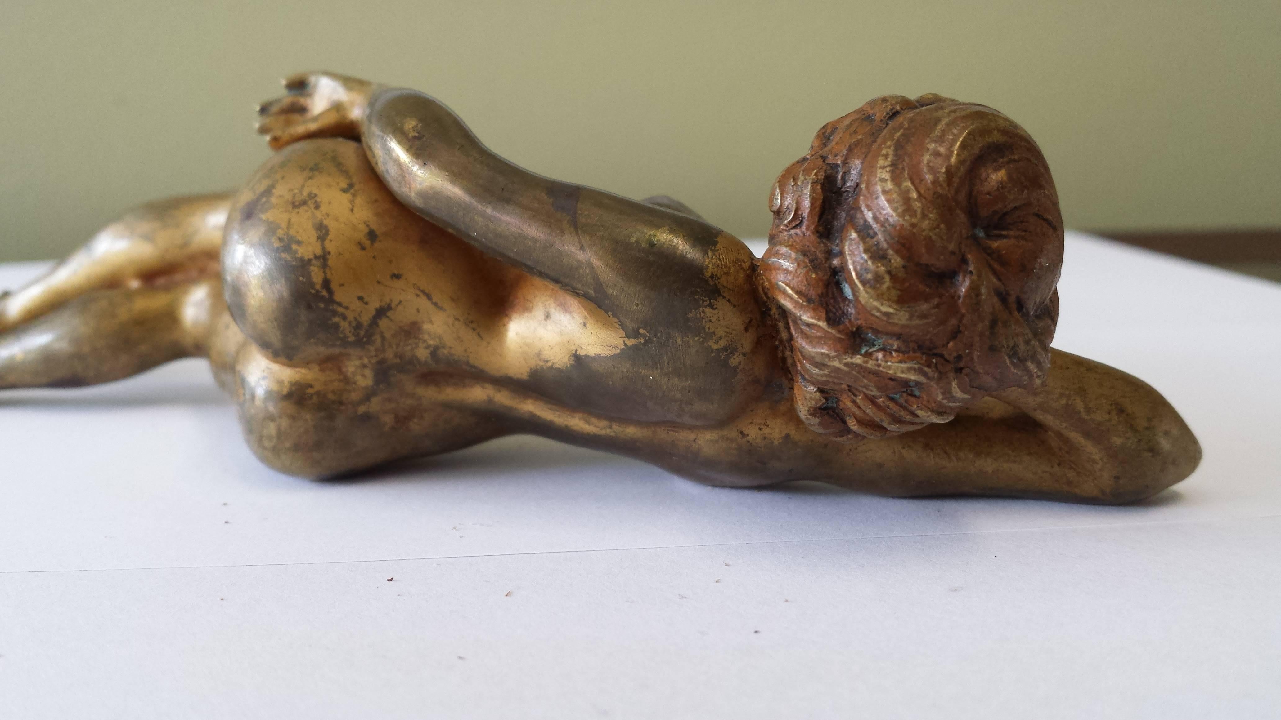 Art Noveau French Gilt Bronze Figure of a Reclining Nude, Early 20th Century 1