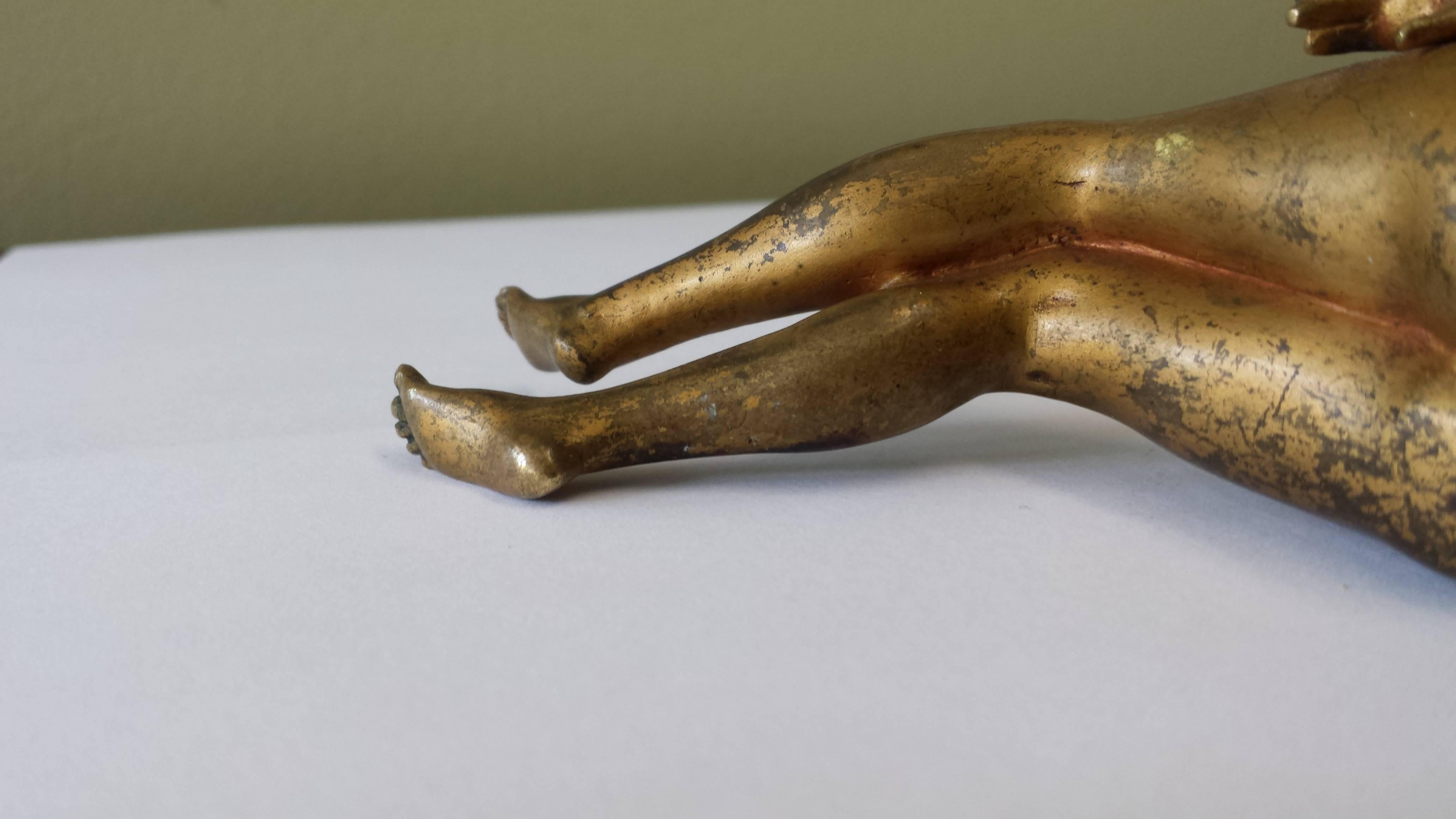 Art Noveau French Gilt Bronze Figure of a Reclining Nude, Early 20th Century 2