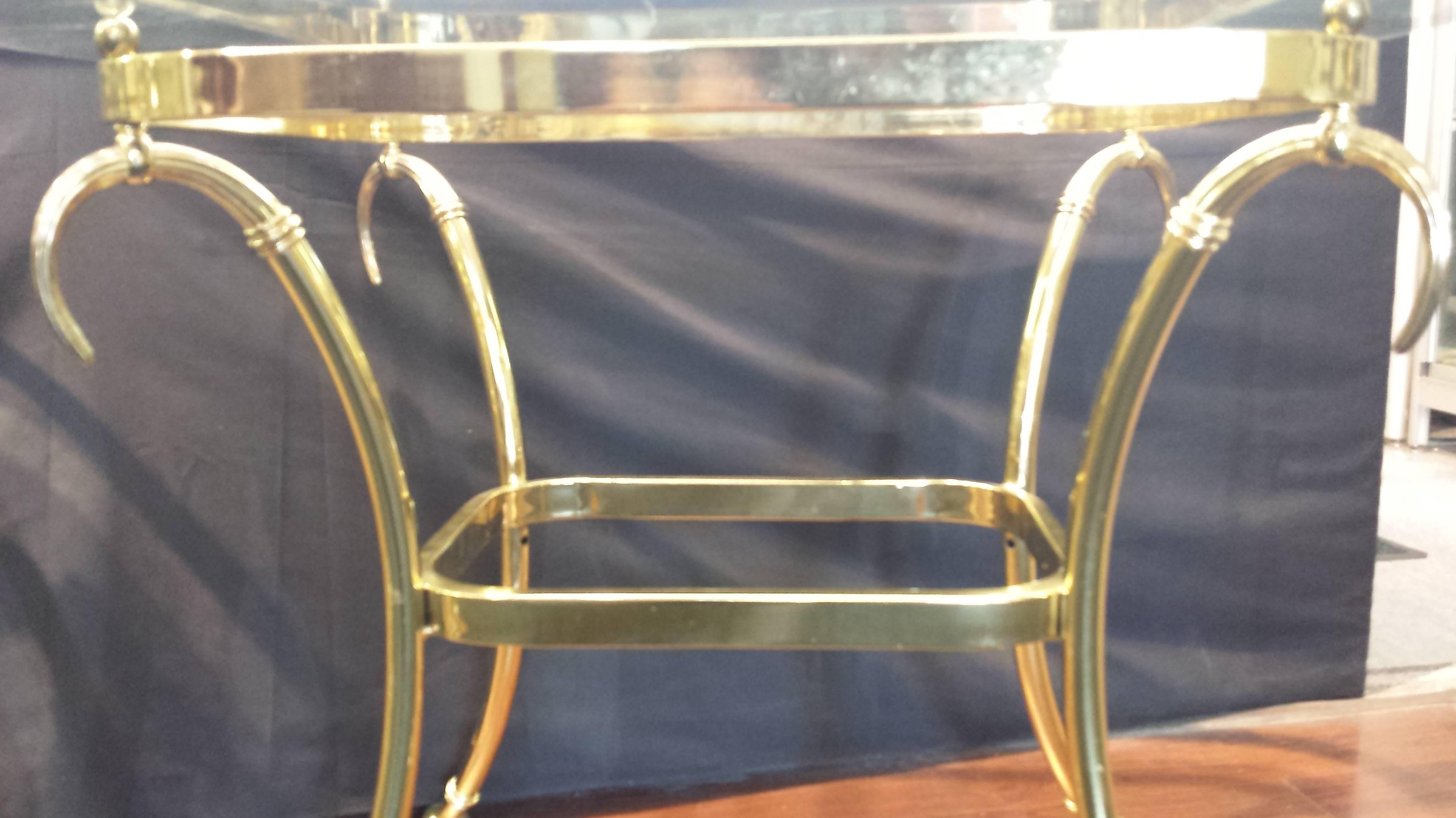 American Pair of Hollywood Regency Brass and Glass Side Tables For Sale