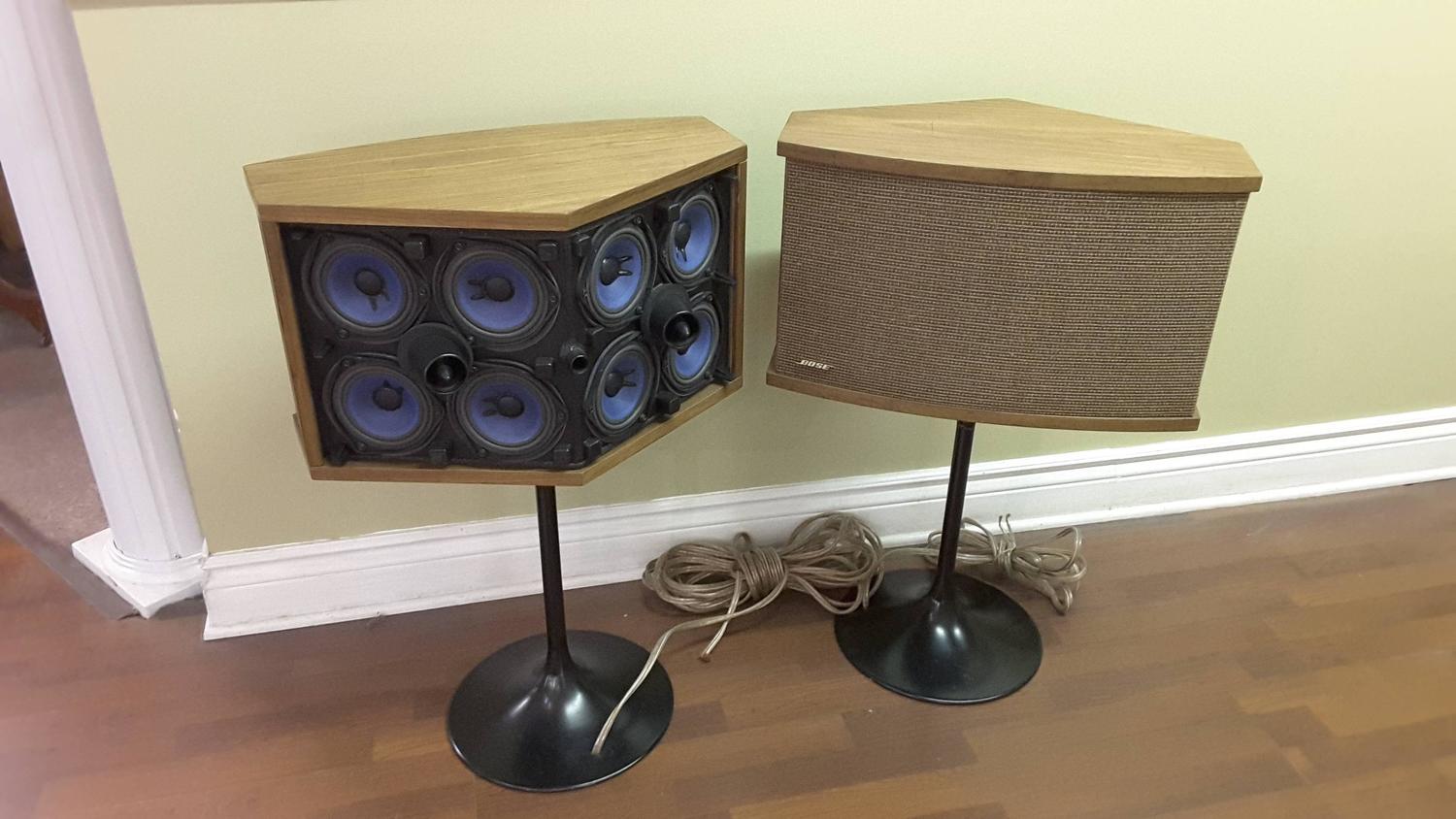 Pair of Bose 901's Walnut Speakers on Eero Saarinen Tulip Pedestals