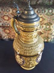 Caraffa da vino in maiolica con montatura in stile rinascimentale, 1880 ca.