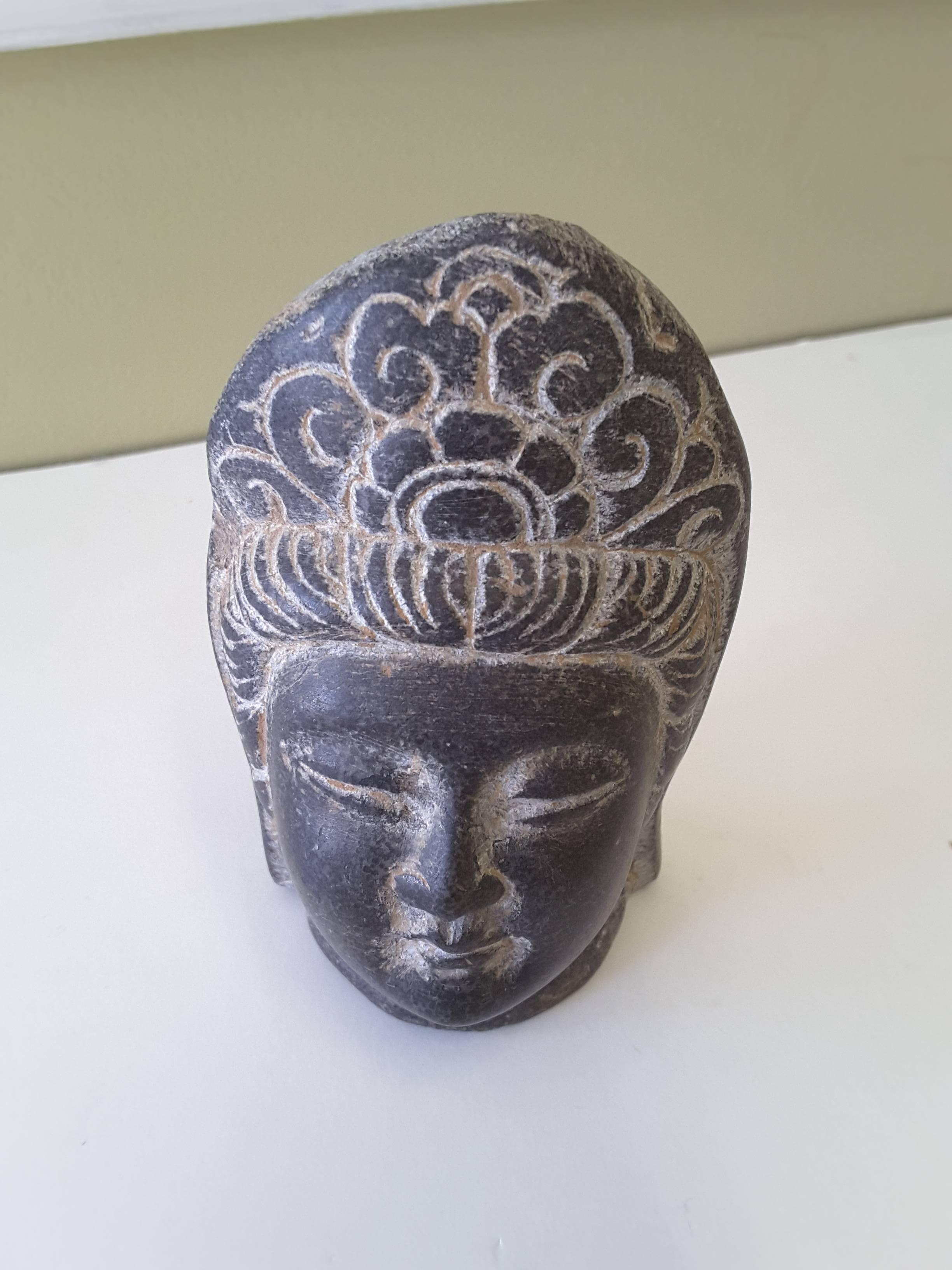 An Asian Pair of Buddha Stone Heads, Mixed Pair, Unmounted 1