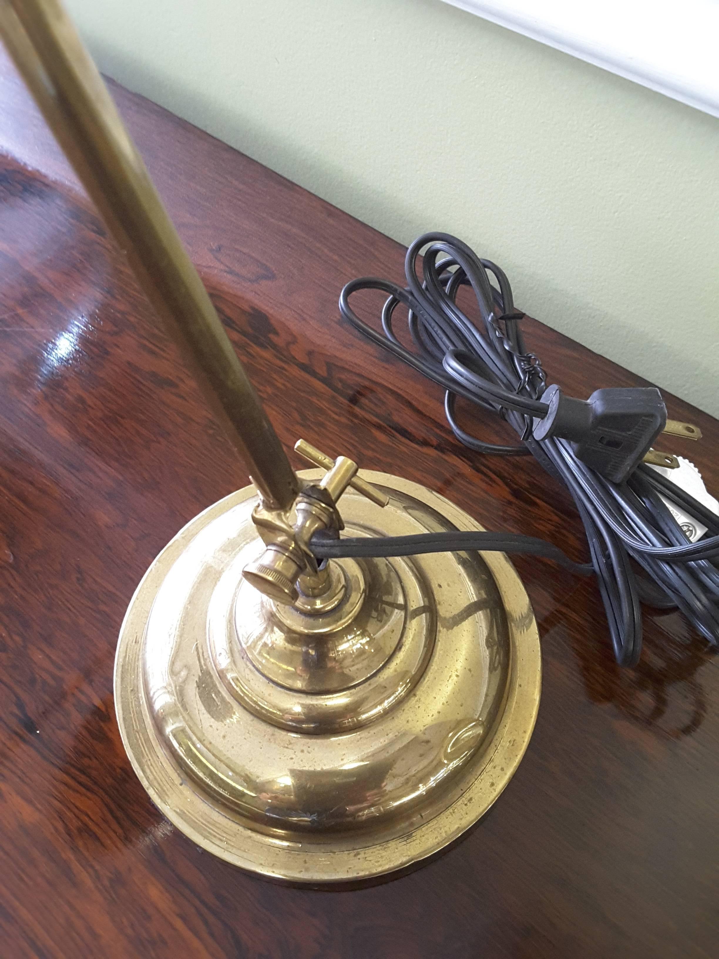 Faries Industrial Brass Adjustable Desk Lamp with Steel Shade, circa 1920 In Good Condition In Ottawa, Ontario