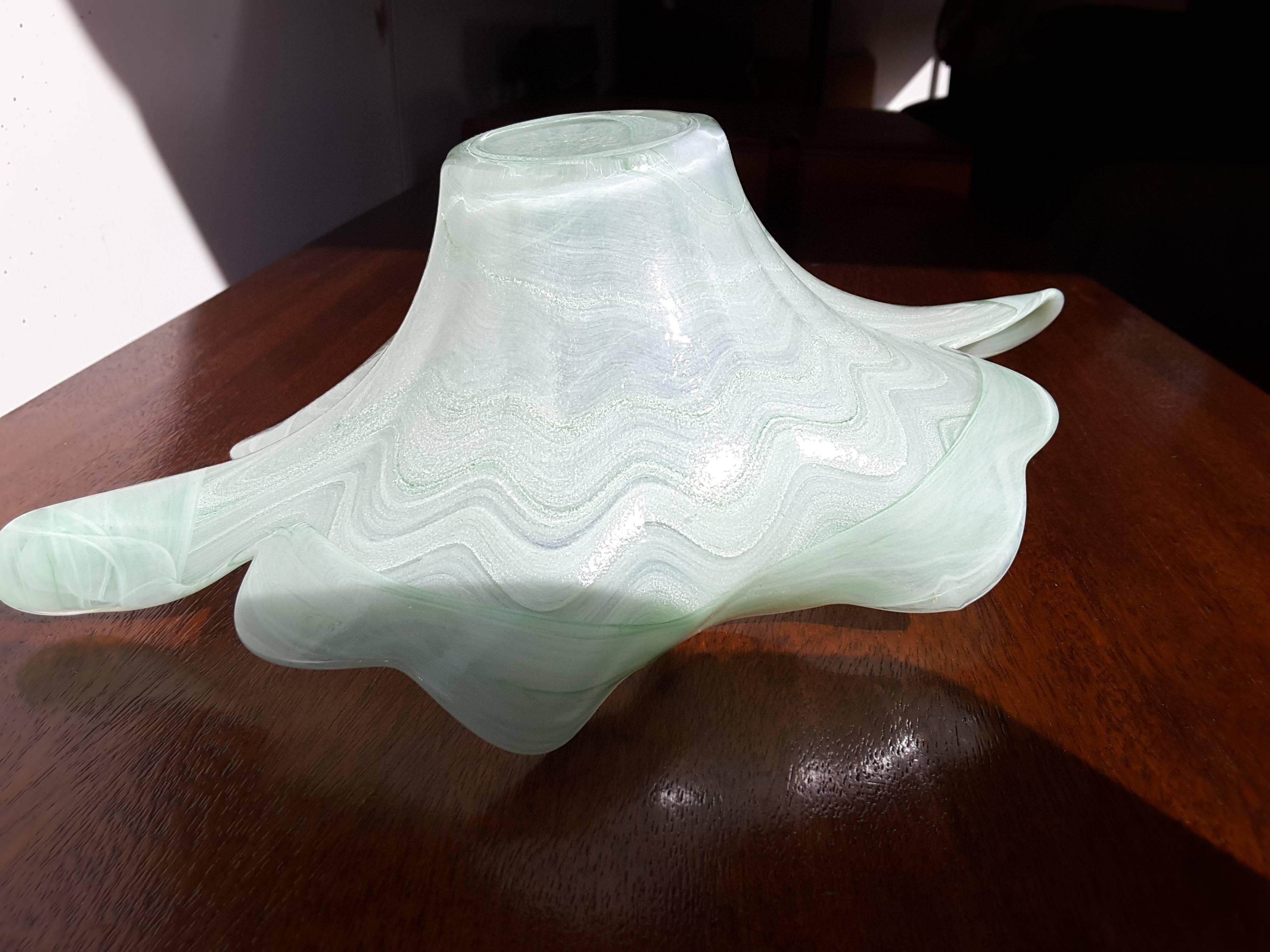 Murano Italian Art Glass Centerpiece Free-Form Bowl In Excellent Condition In Ottawa, Ontario