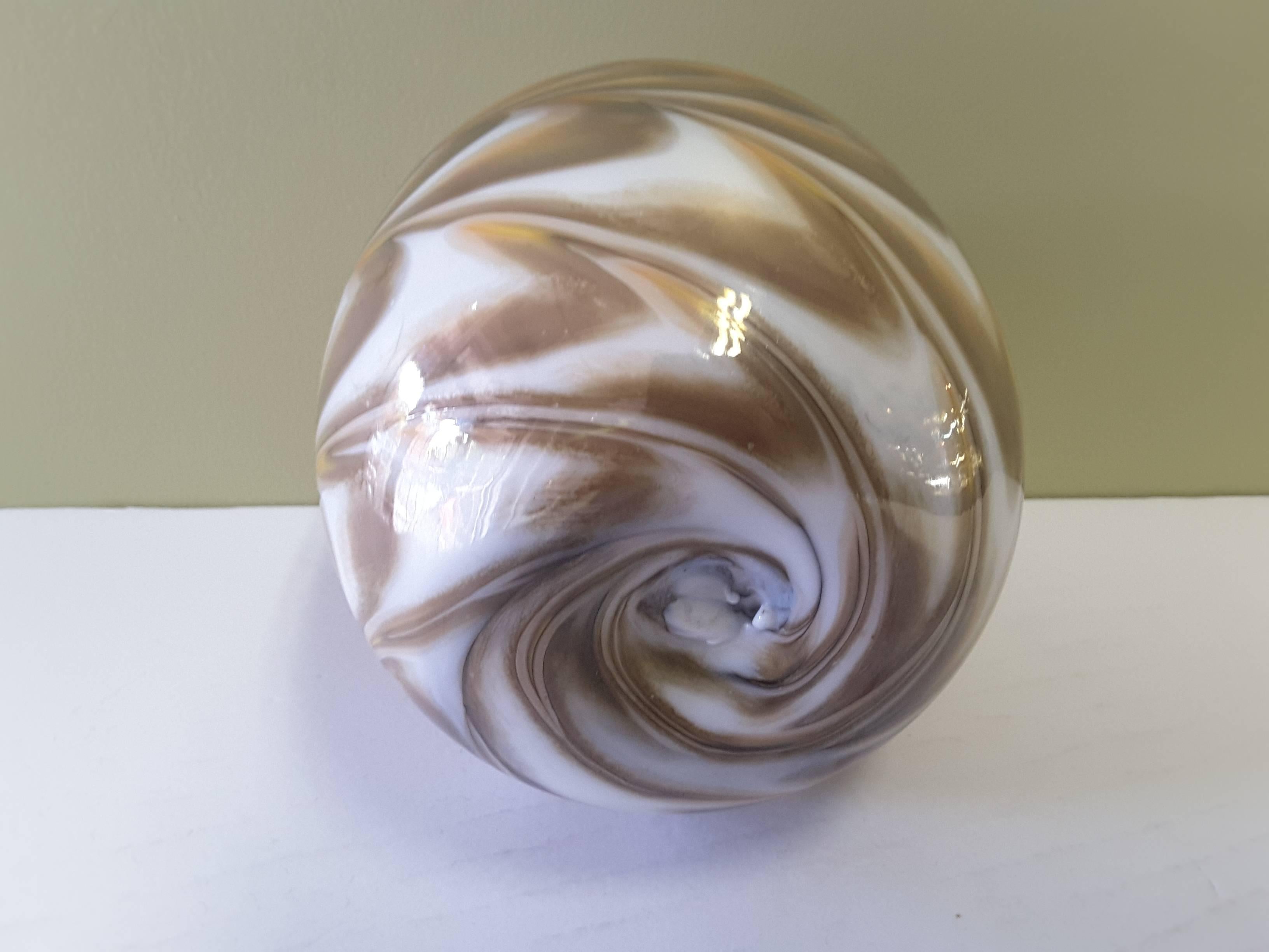 vaso con piume