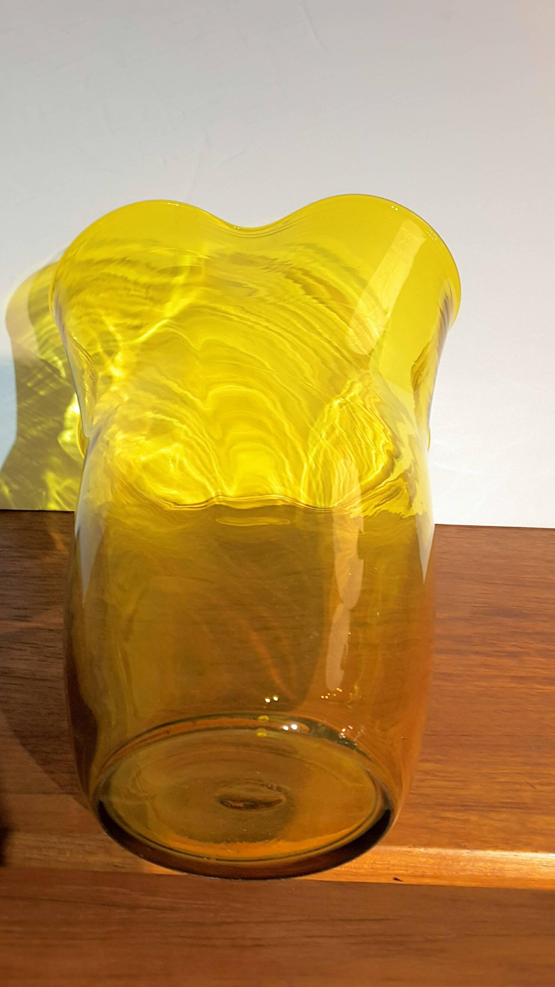 Large Blenko Amber Yellow Ruffle Top Vase, circa 1960 In Good Condition In Ottawa, Ontario