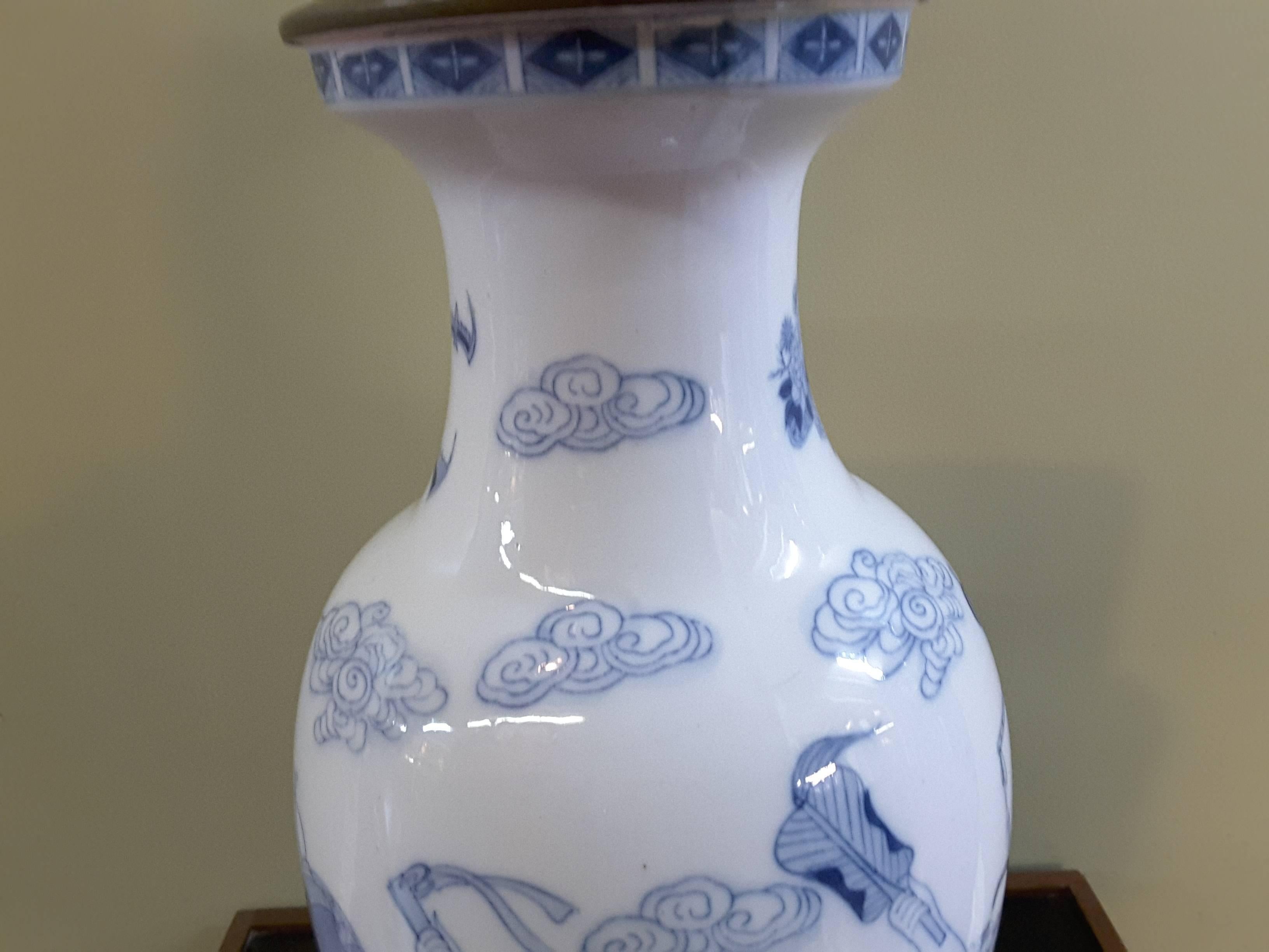 Porcelain Asian Pictorial Blue and White, With 8 Figures, Table Lamp For Sale