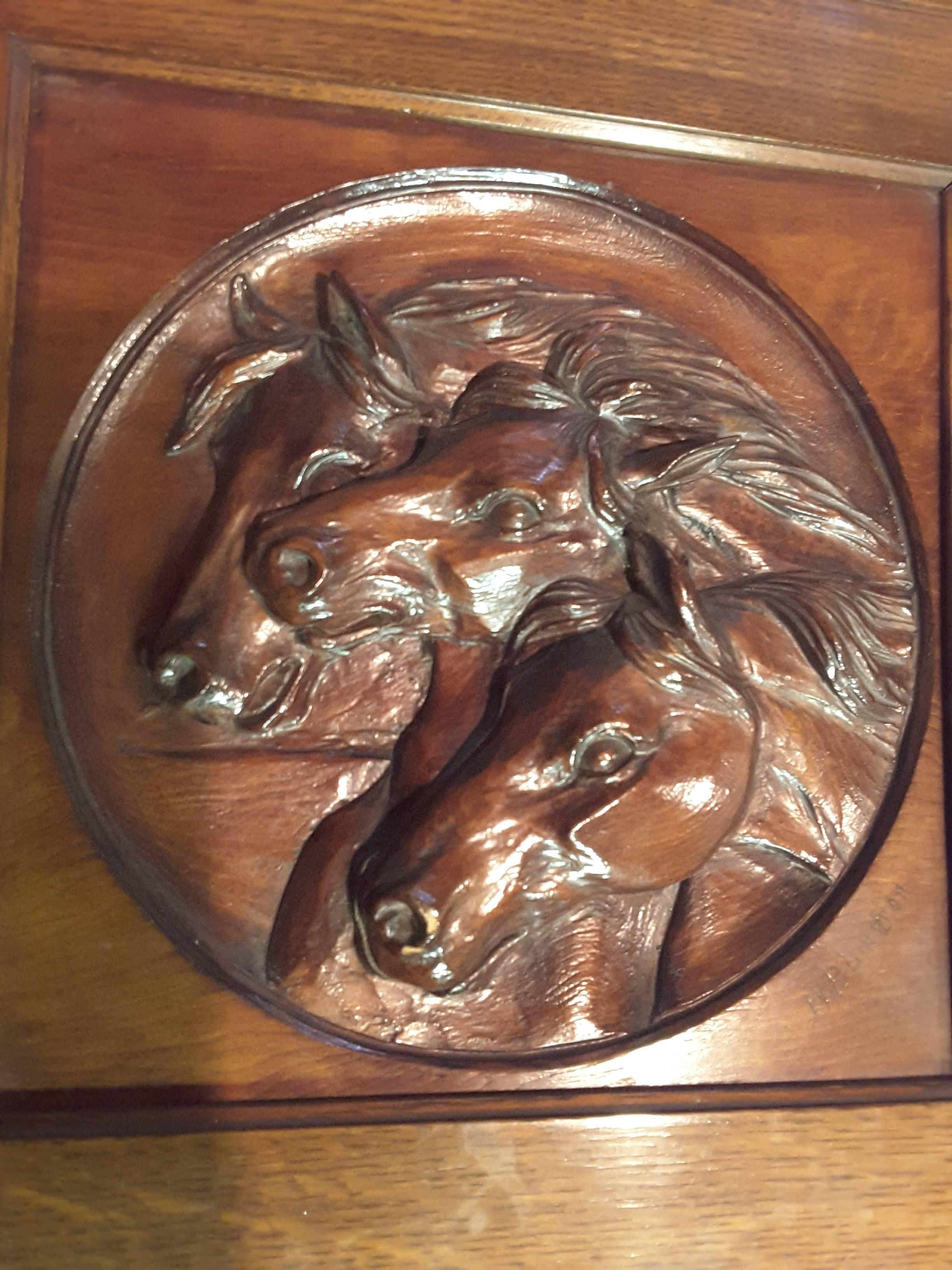 Nice Three Horse Carved Pine Panel Mounted in Oak Frame Signed W.B.Lintton For Sale 1