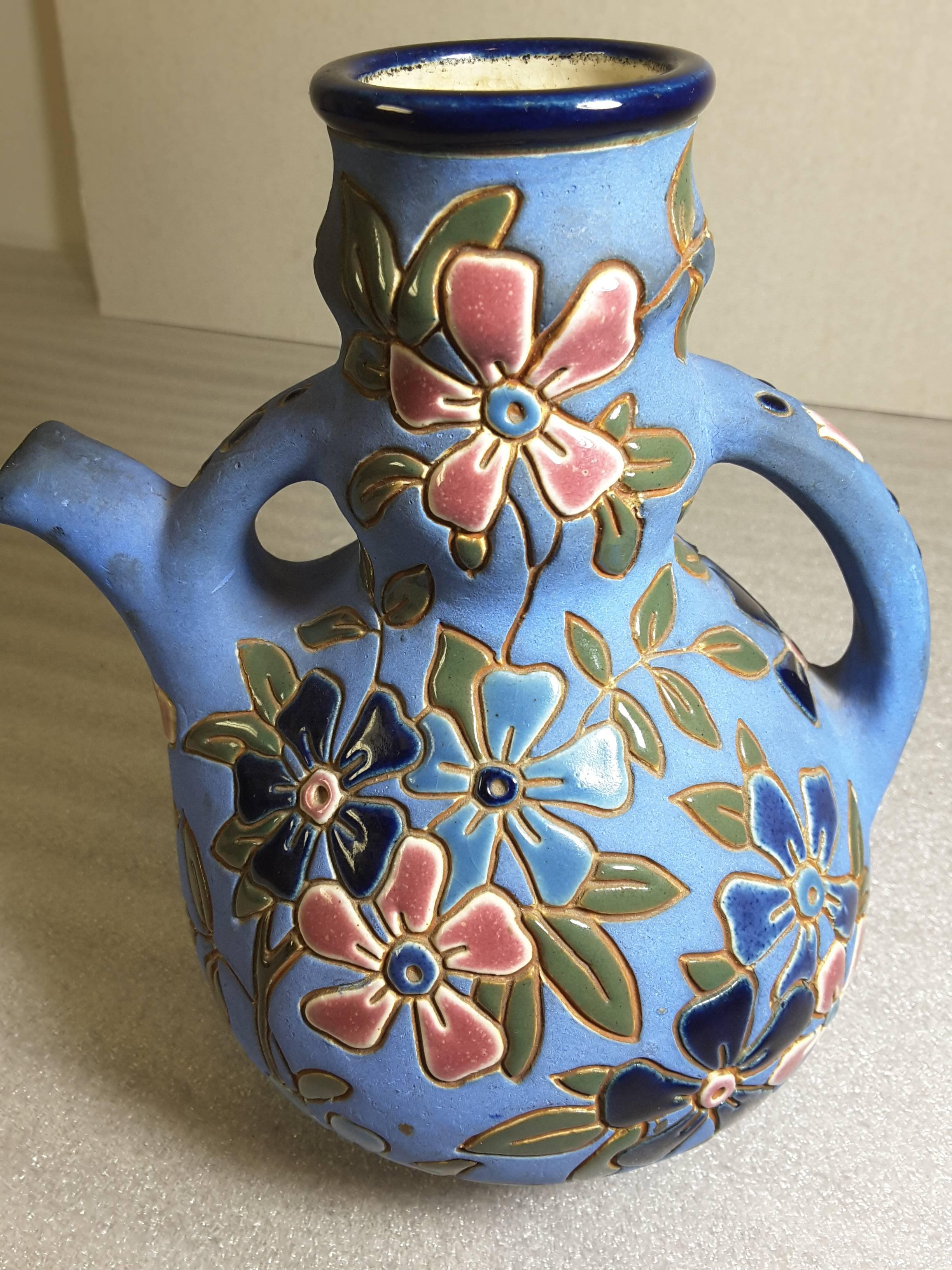 Czechoslovakian Glazed Earthenware Pitcher by Amphora, circa 1918-1939 For Sale 3