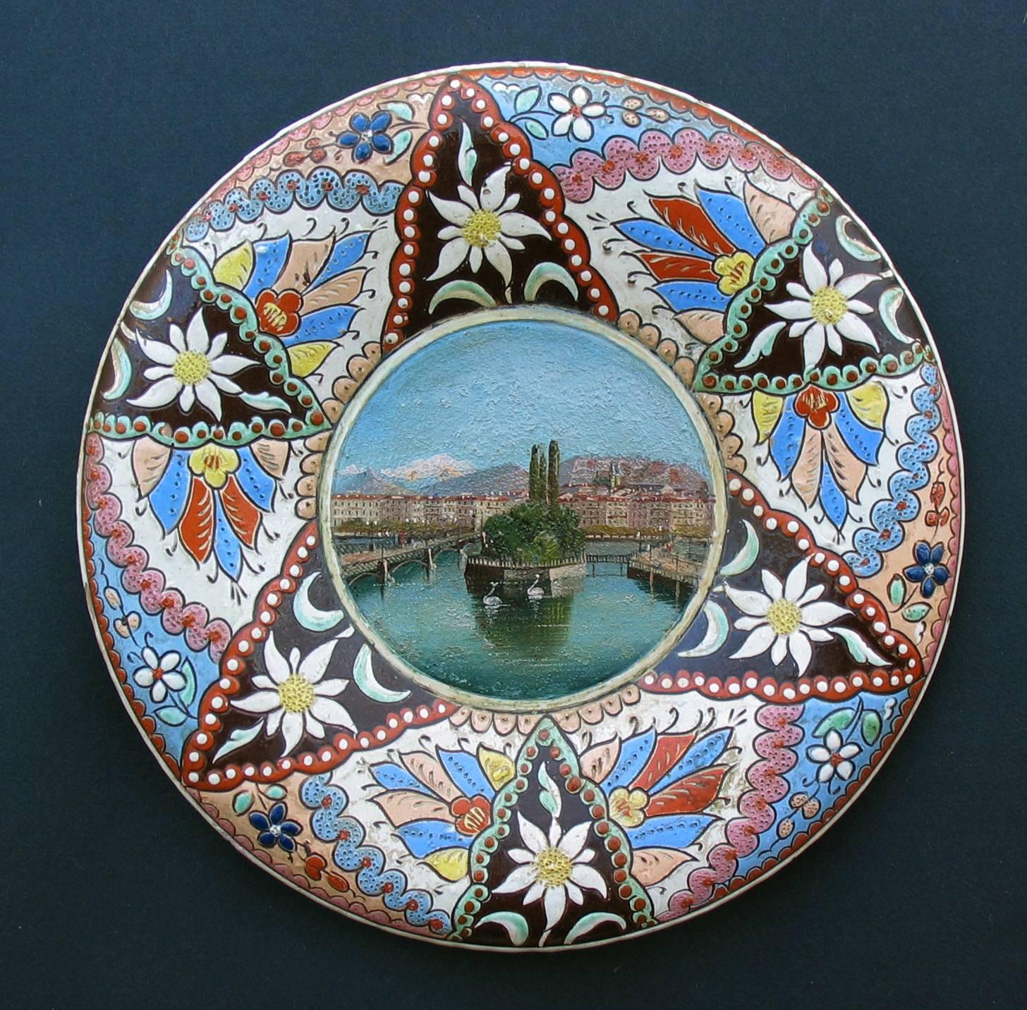 Sécession viennoise Paire d'assiettes Vedute Thoune « Tiner Majolika », vers 1890 en vente