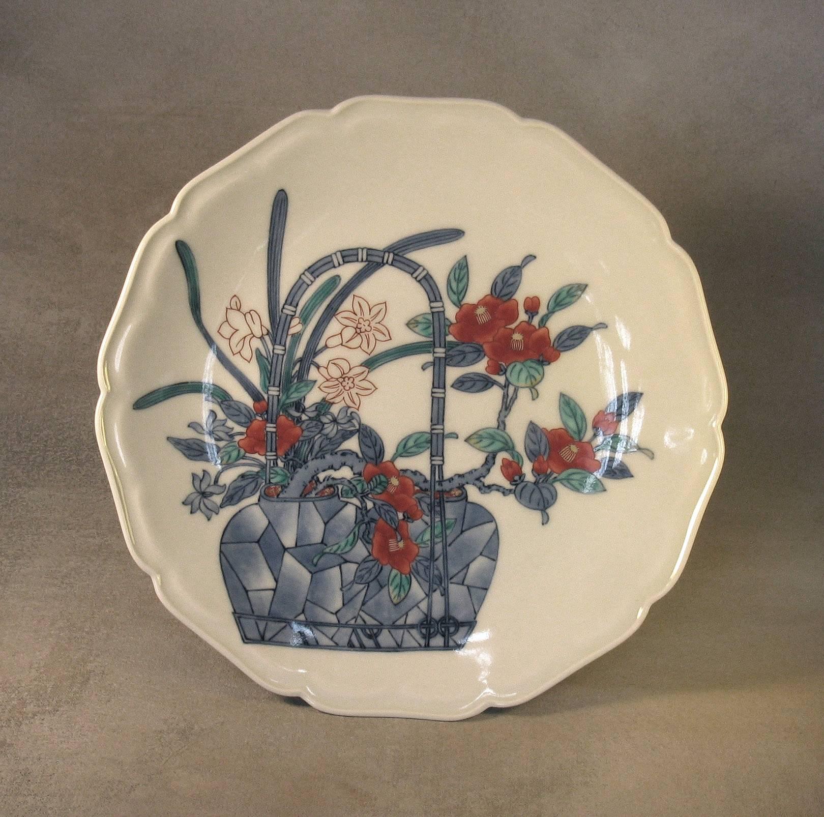 20th Century Japanese Porcelain Nabeshima Plate by Imaemon, Imaizumi XIII, circa 1970