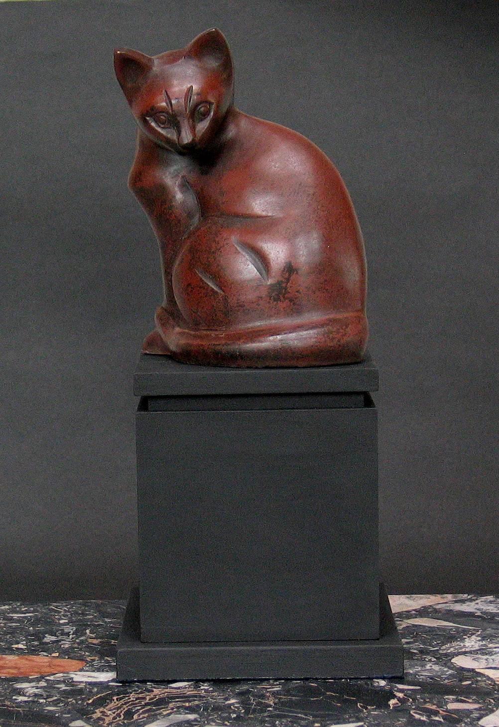 20th Century Art Deco Patinated Bronze Model of a Sitting Cat, circa 1930