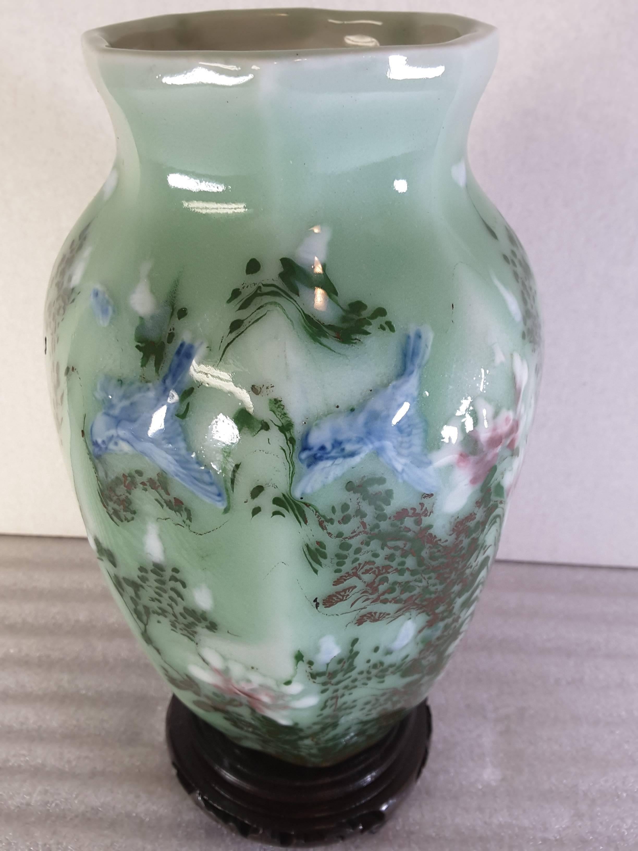 Chinese Celadon Blue Bird and Floral Decorated Hexagon Vase In Good Condition In Ottawa, Ontario