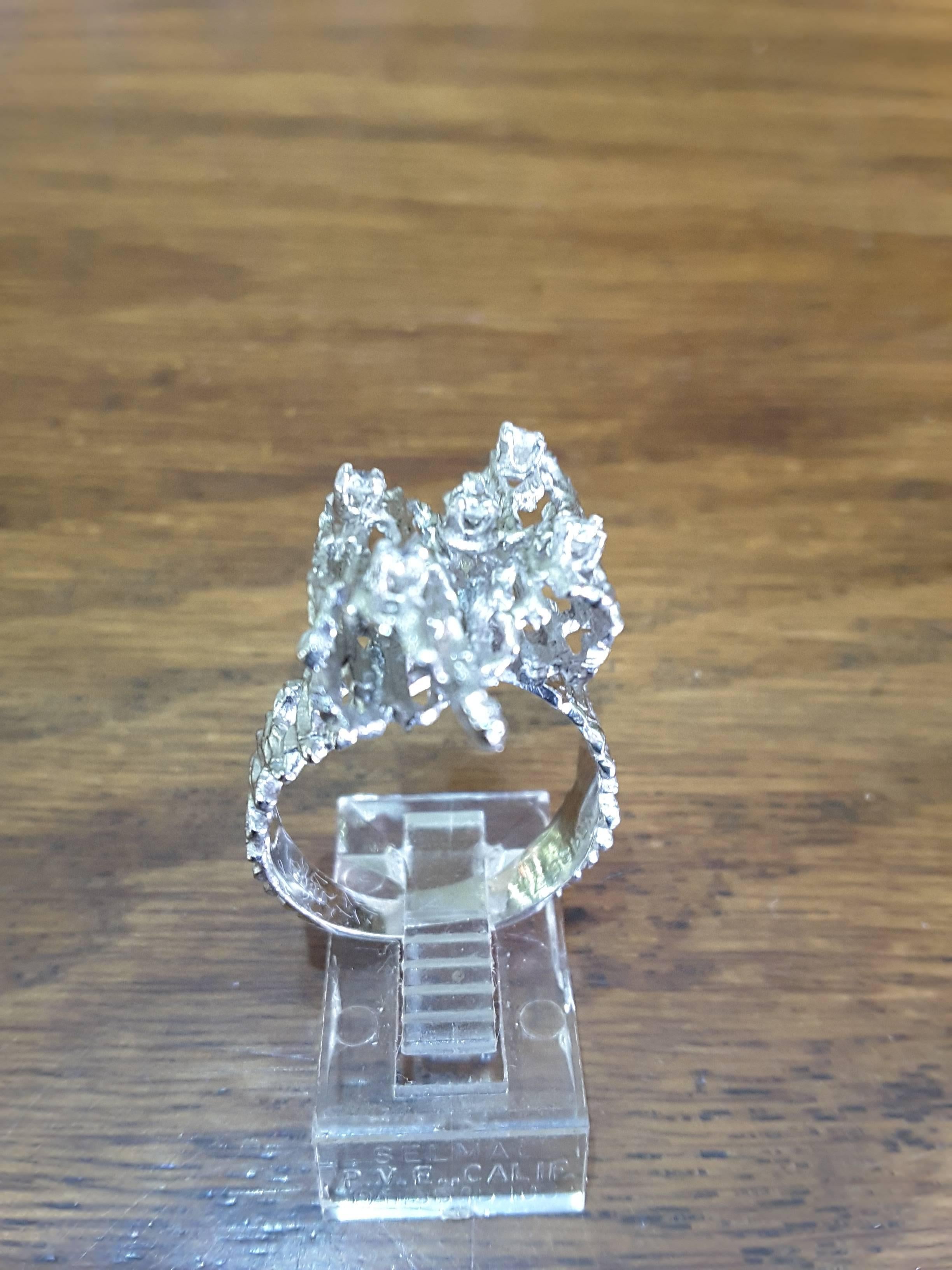 Mid-Century Modernist 18k White Gold and Diamond Ring 4