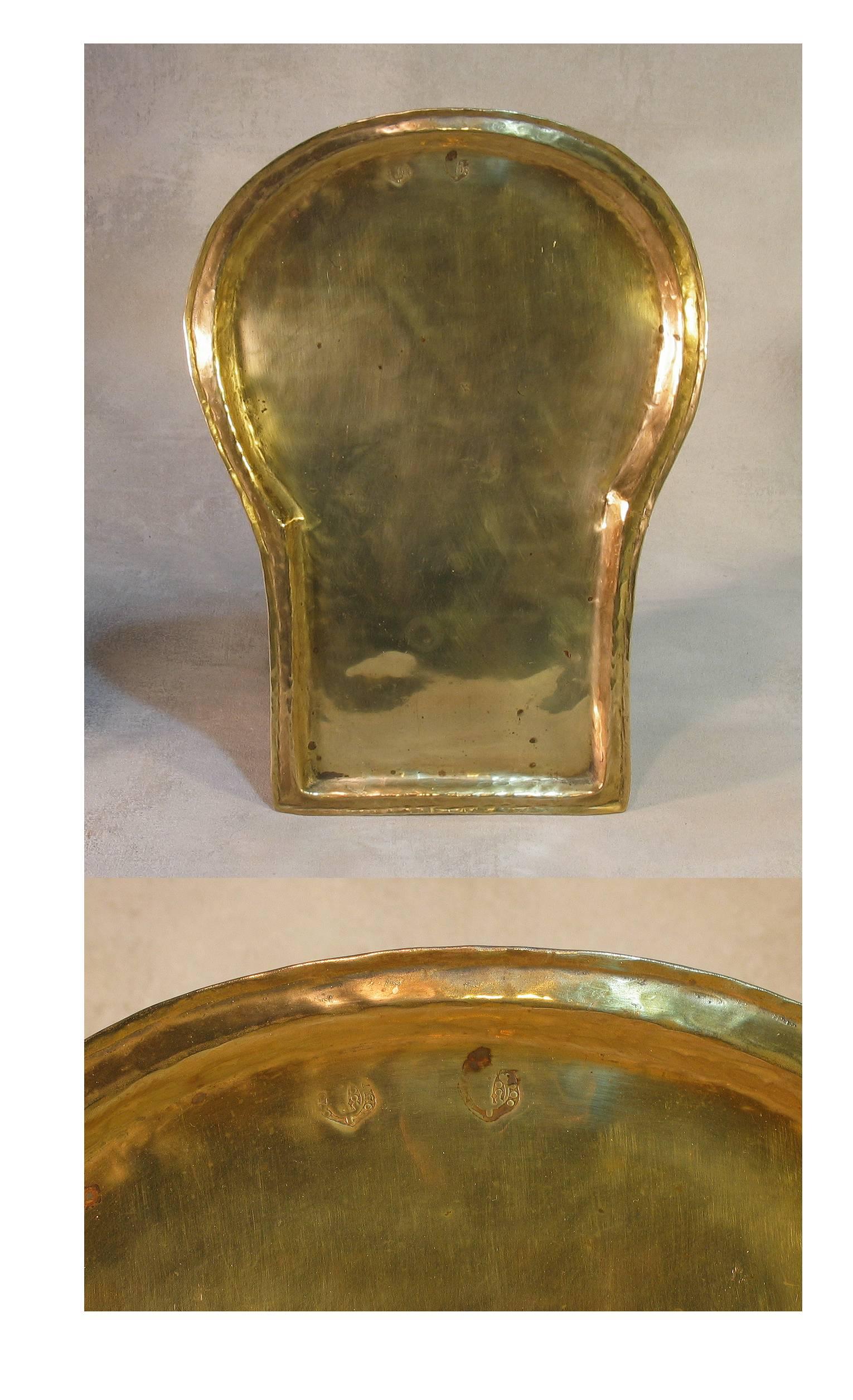 Russian Brass Samovar, By the Salishchev Factory, Tula, circa 1906 In Good Condition In Ottawa, Ontario