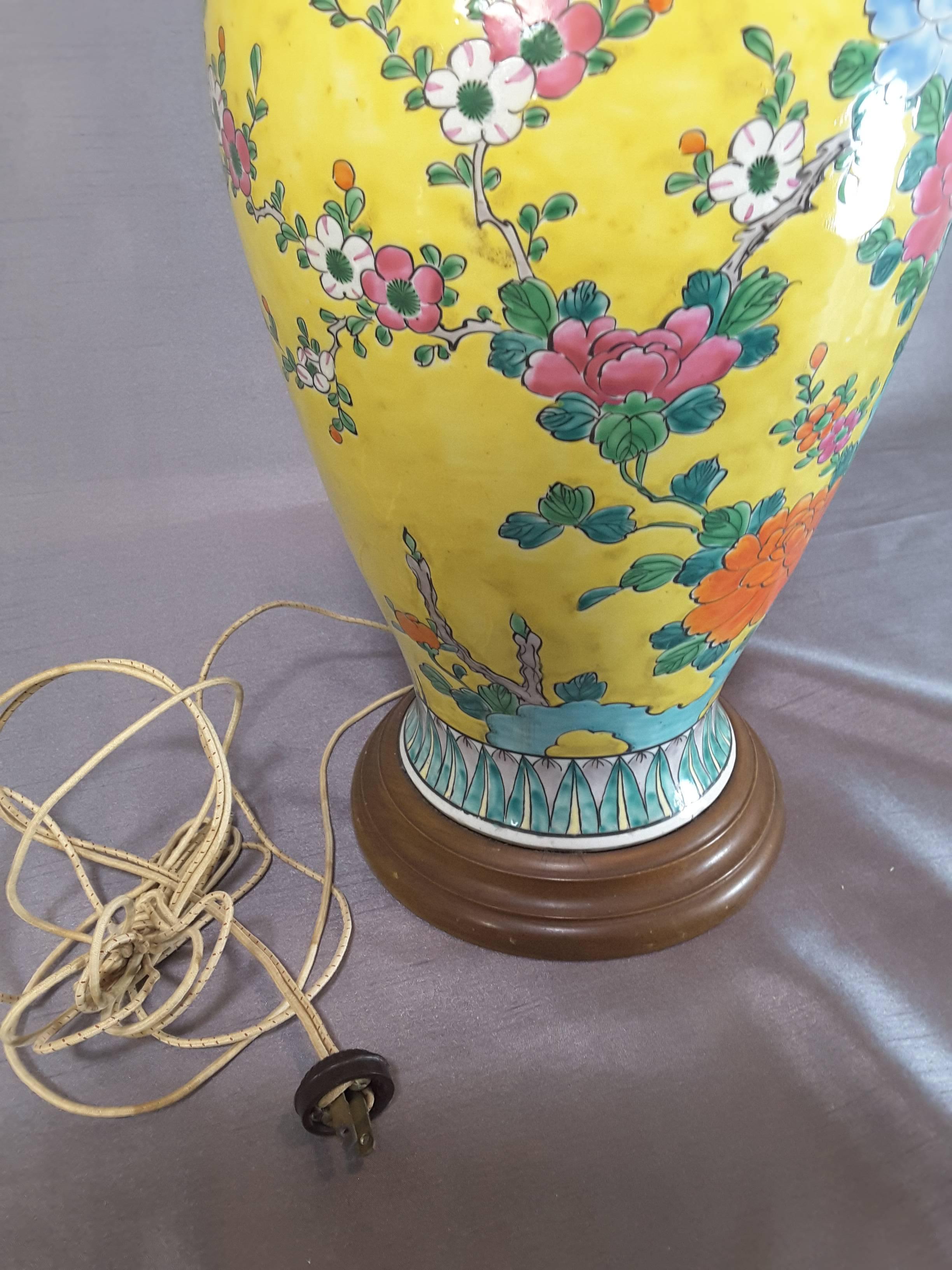 Chinese Imperial Yellow Large Table Lamp with Pheasant, Birds, Flowers & Foliage 2