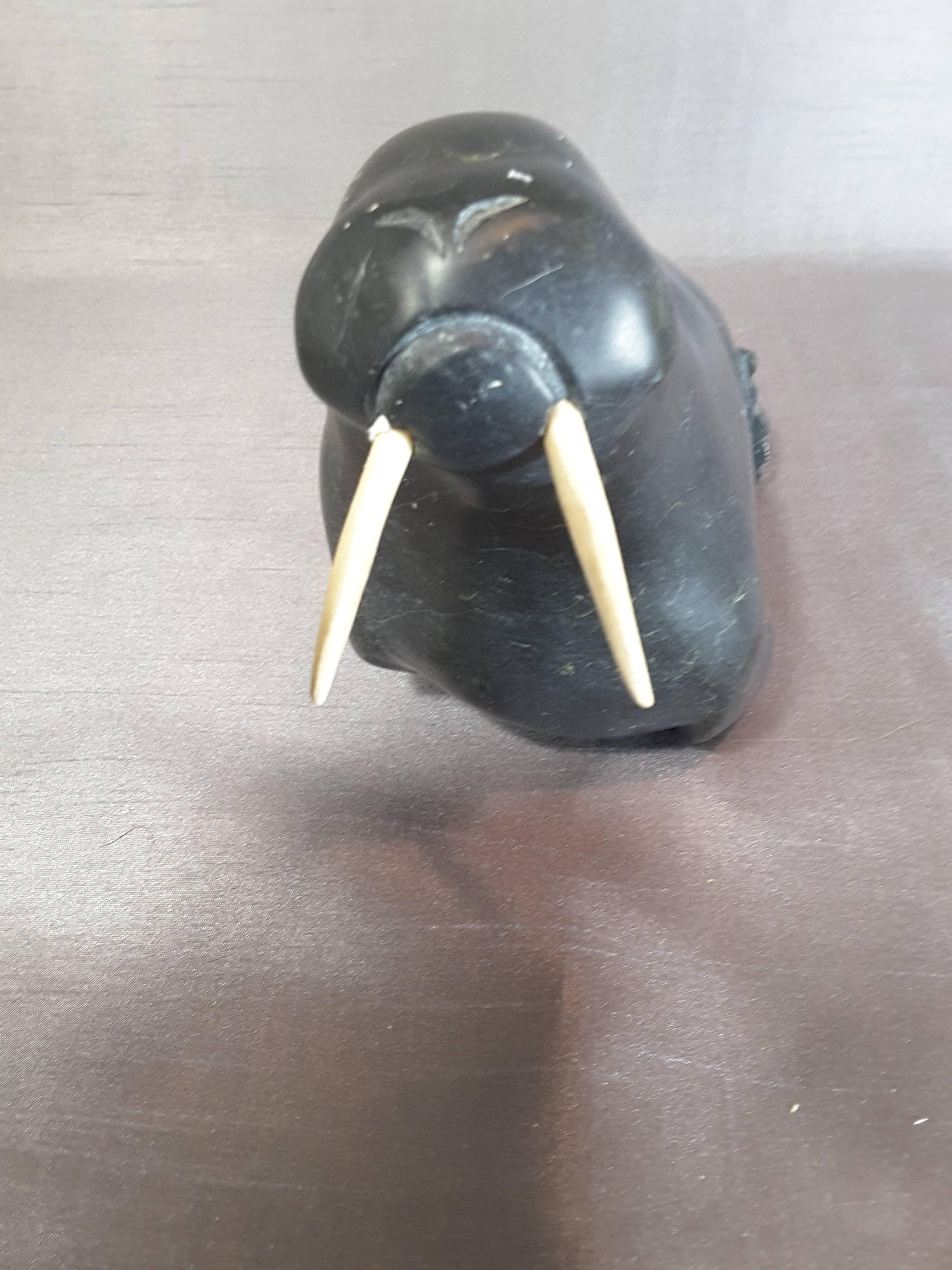 Large Inuit Soapstone Sculpture of a Walrus with Tusks by Ragee Kupapik E7837 In Good Condition For Sale In Ottawa, Ontario