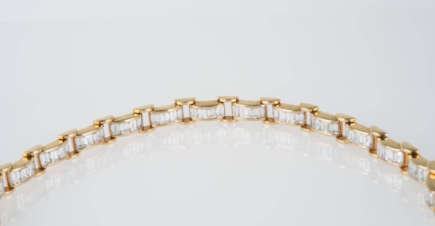 20th Century 6.85 Carat & 18K Gold, GIA Certified Diamond Bracelet in a Chain Link Style