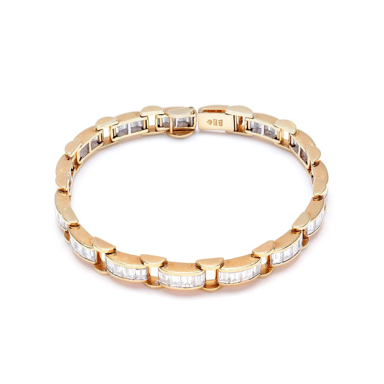 6.85 Carat & 18K Gold, GIA Certified Diamond Bracelet in a Chain Link Style 2
