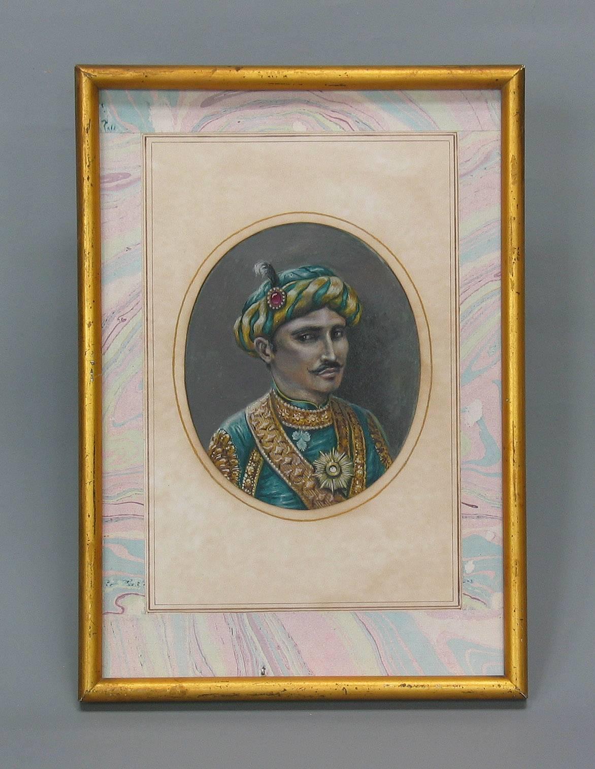 Fine Portrait of a Raja, 19th Century Mughal, India In Good Condition For Sale In Ottawa, Ontario