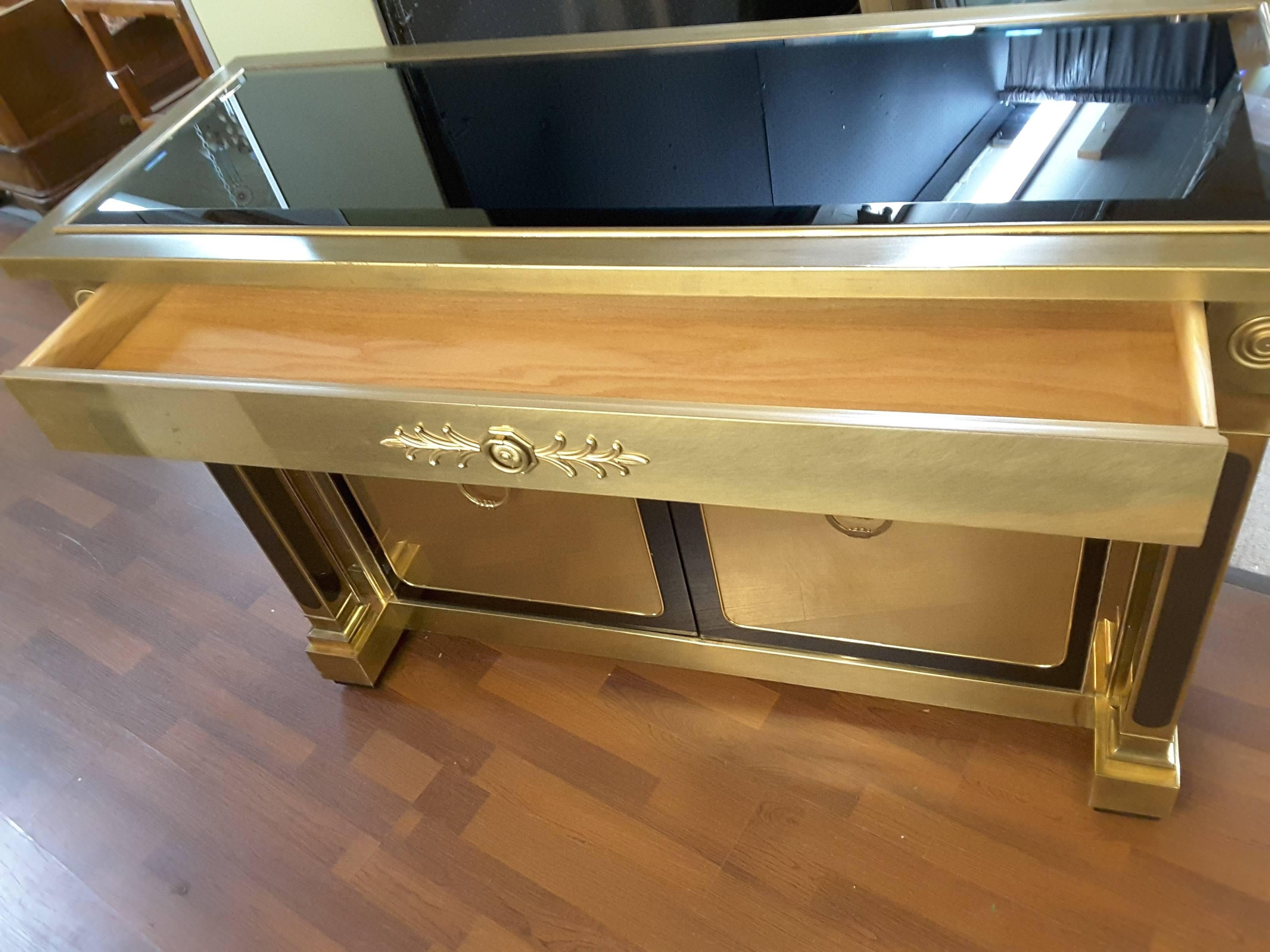American Exceptional Mastercraft Brass, Laminate and Glass Sideboard For Sale
