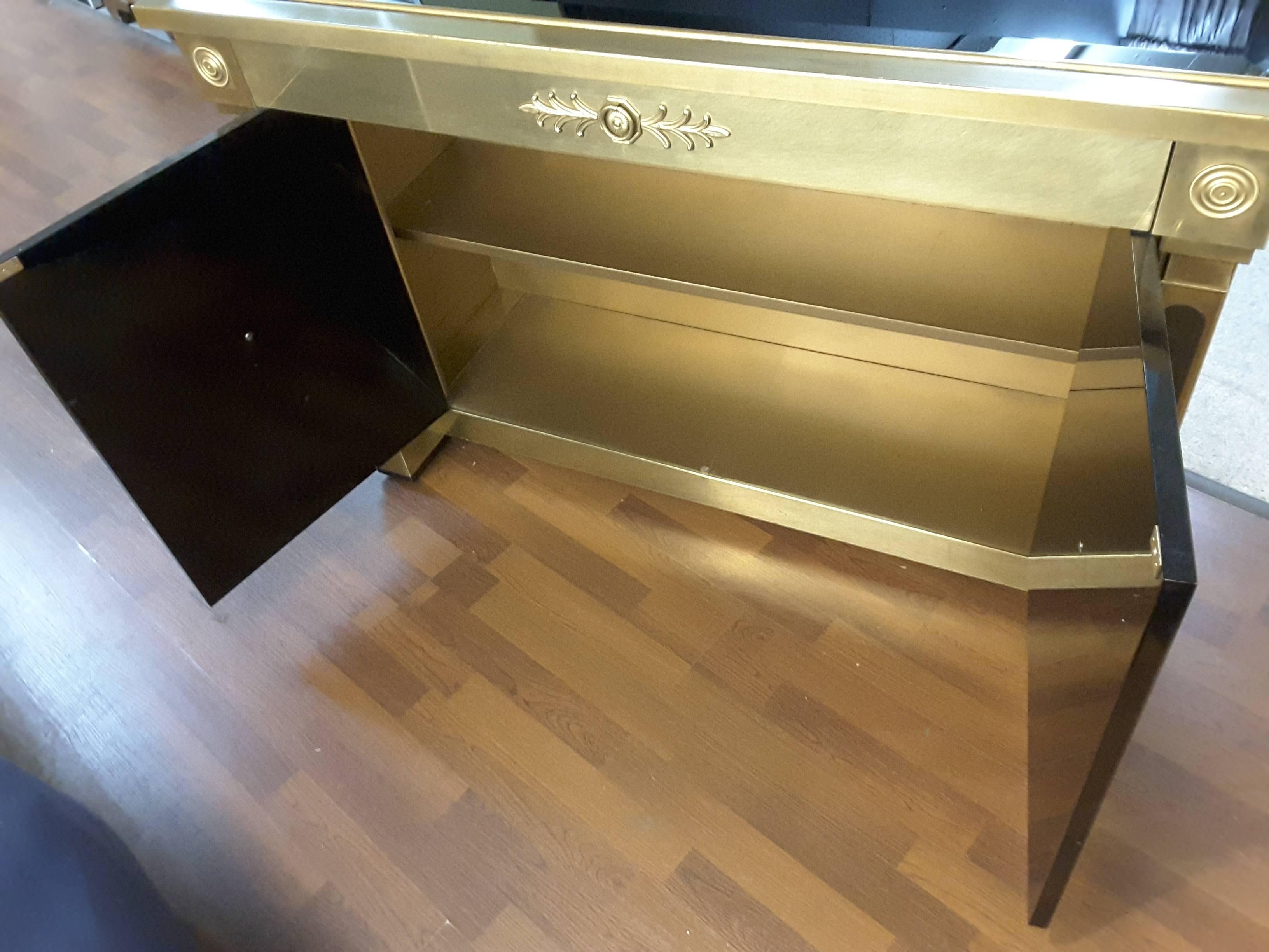 Exceptional Mastercraft Brass, Laminate and Glass Sideboard For Sale 1
