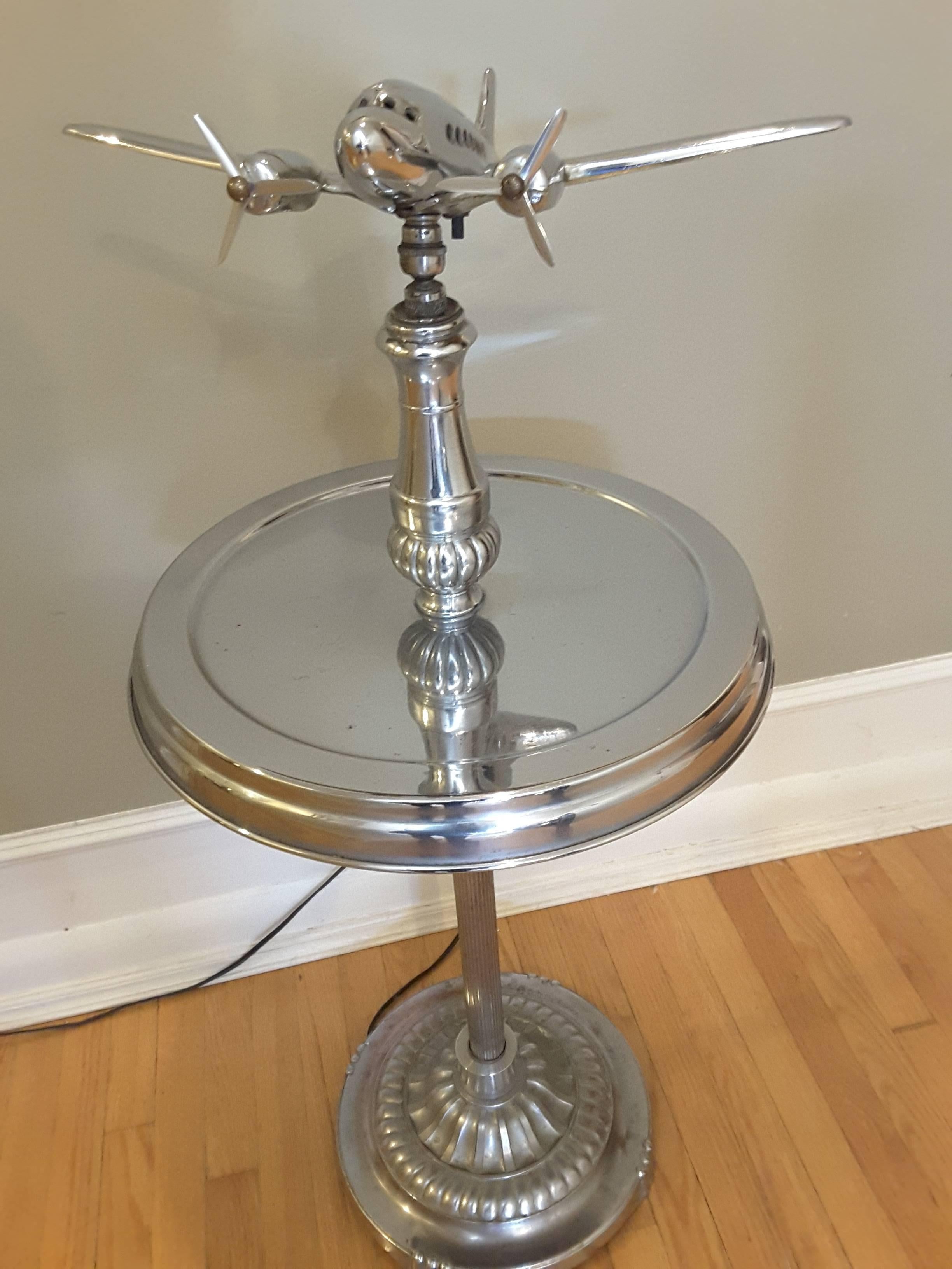 Mid-Century Chrome DC-3 Airplane Smoking Table In Good Condition In Ottawa, Ontario