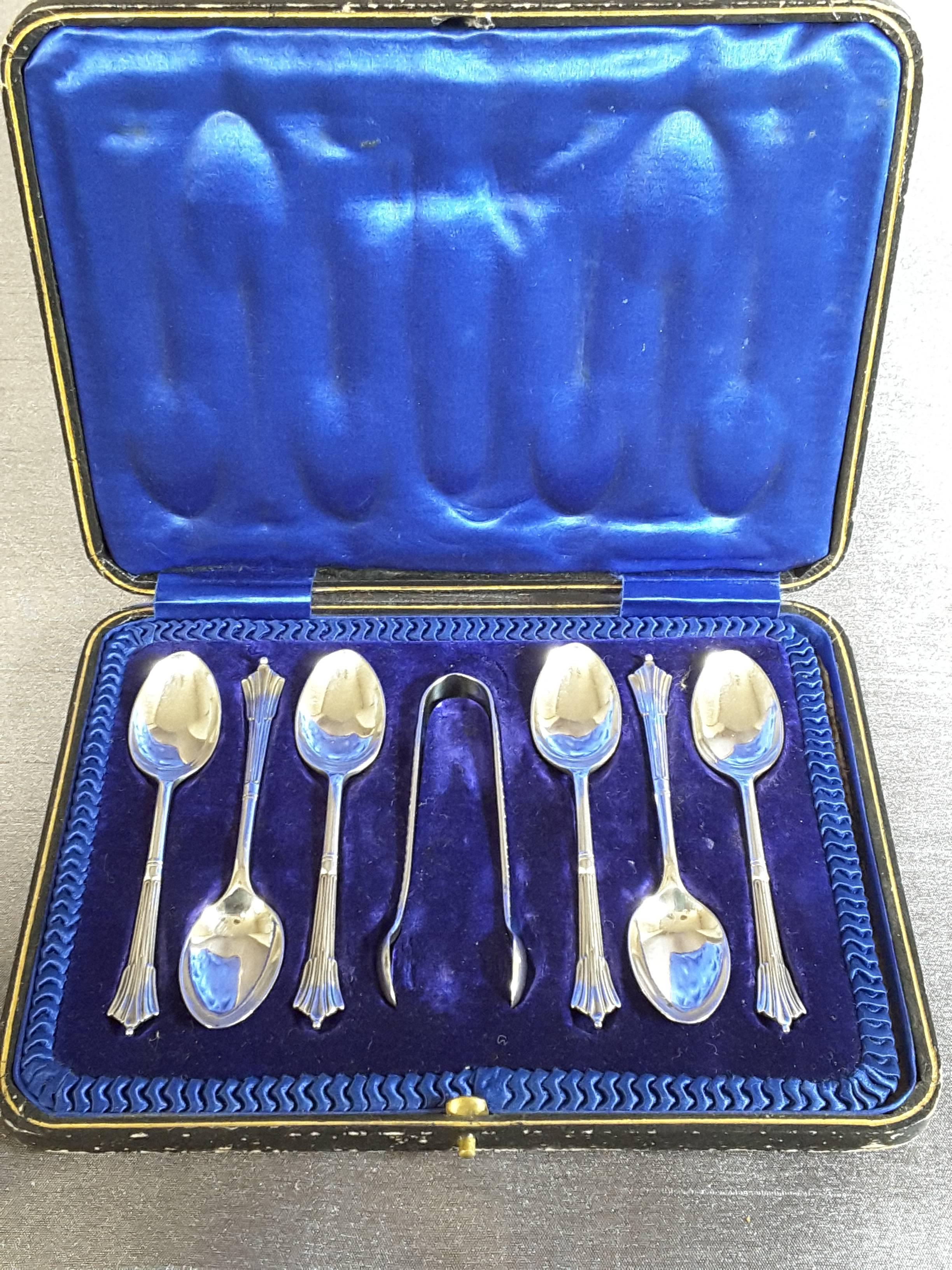 Boxed Set of Demi-Tasse Sterling Silver Spoons and Set of Sugar Tongs In Good Condition In Ottawa, Ontario