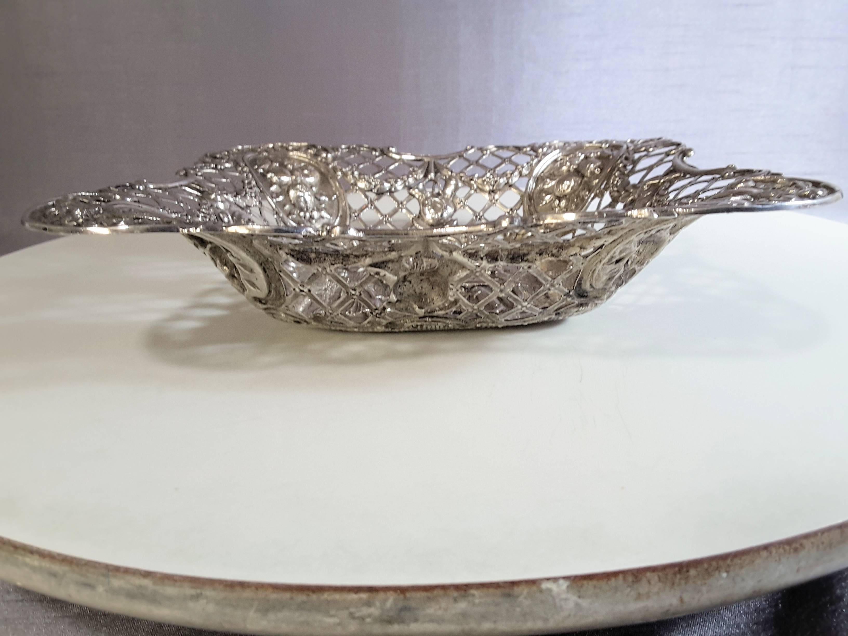 Dutch Scene Sterling Silver Pierced Bowl, Hanau, Germany, circa 1900-1905 3