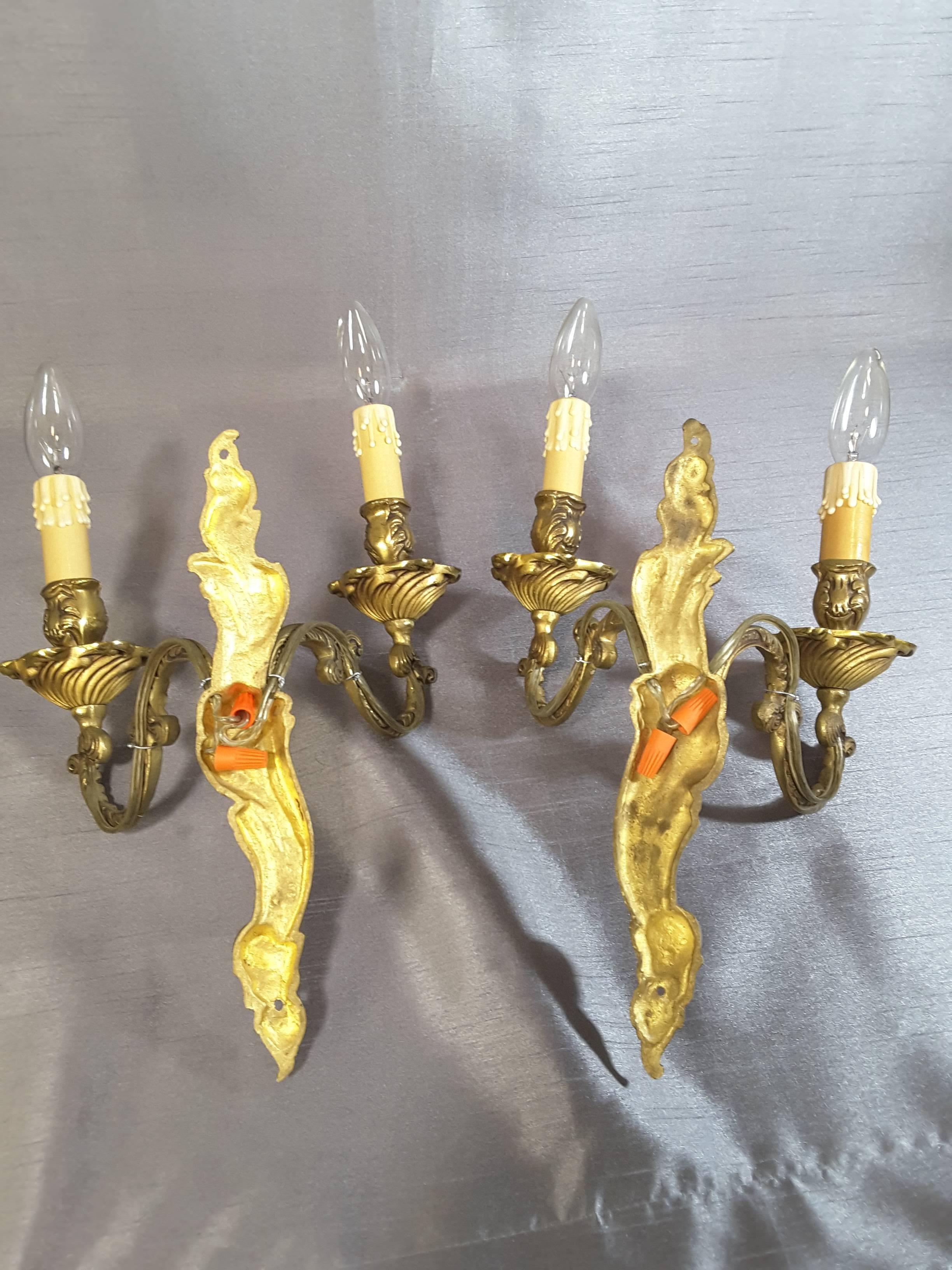 Pair of Large Brass Gilt Wall Sconces For Sale 3