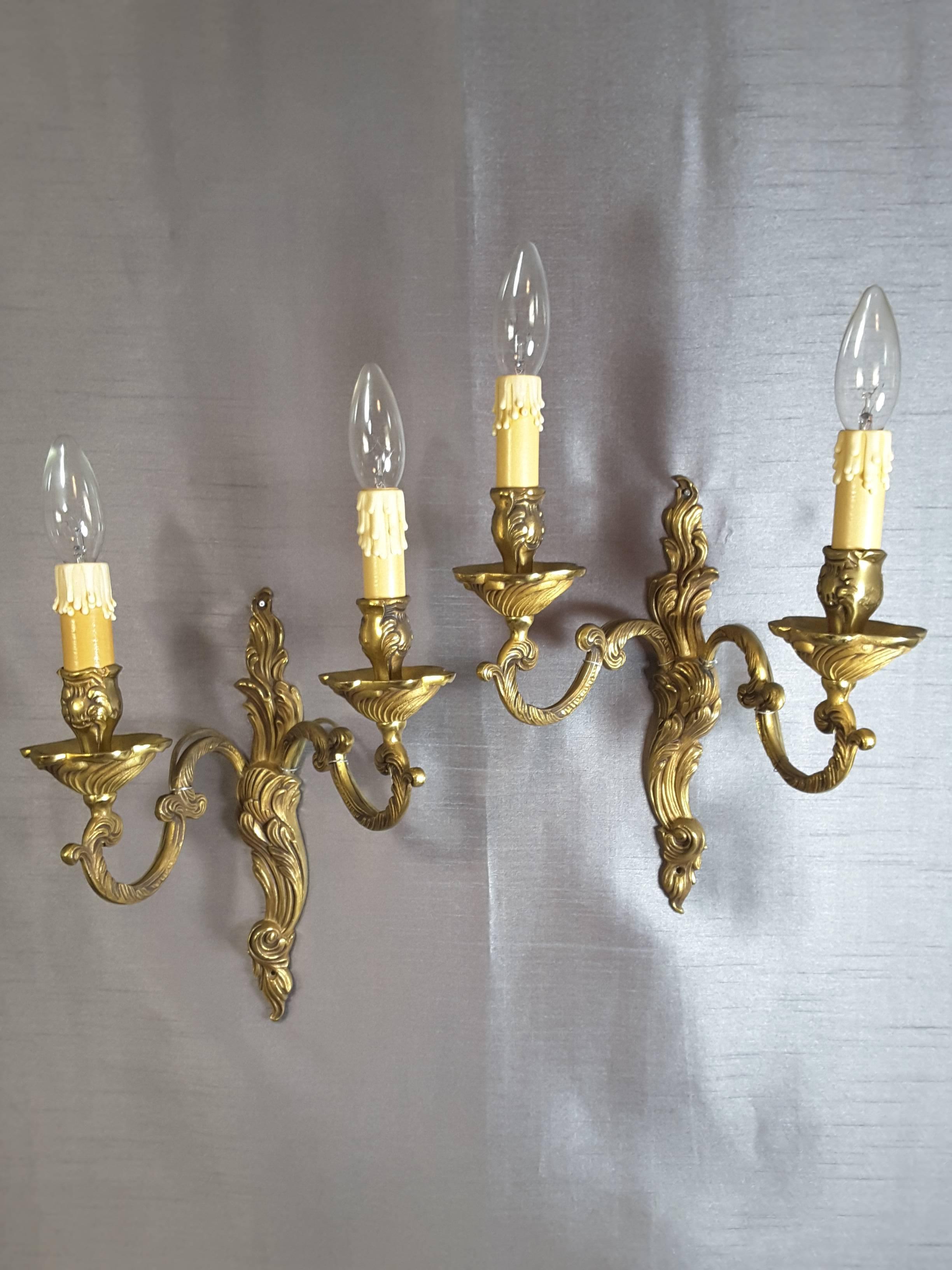 Pair of Large Brass Gilt Wall Sconces For Sale 4