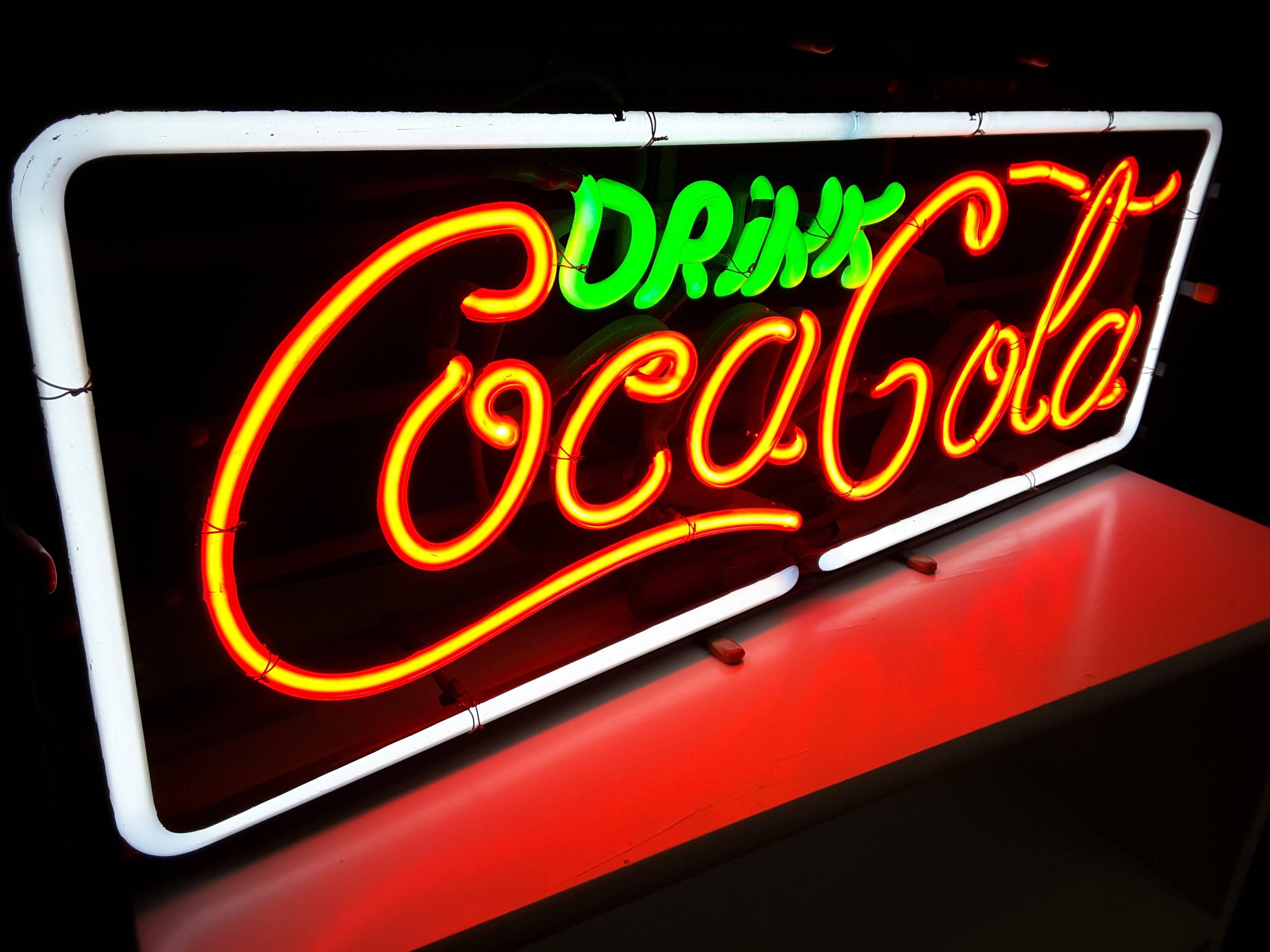 Metal Drink Coca Cola 1960's ***Three Color Neon Sign