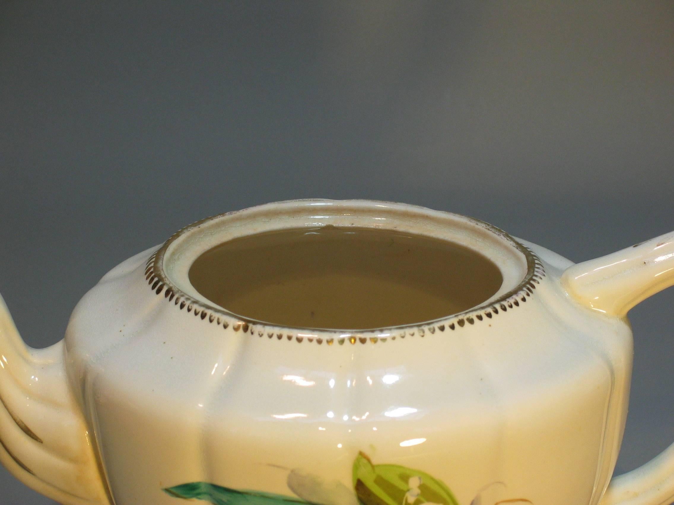 Glazed Staffordshire Porcelain Part Tea and Dessert Service, First Half of 19th Century