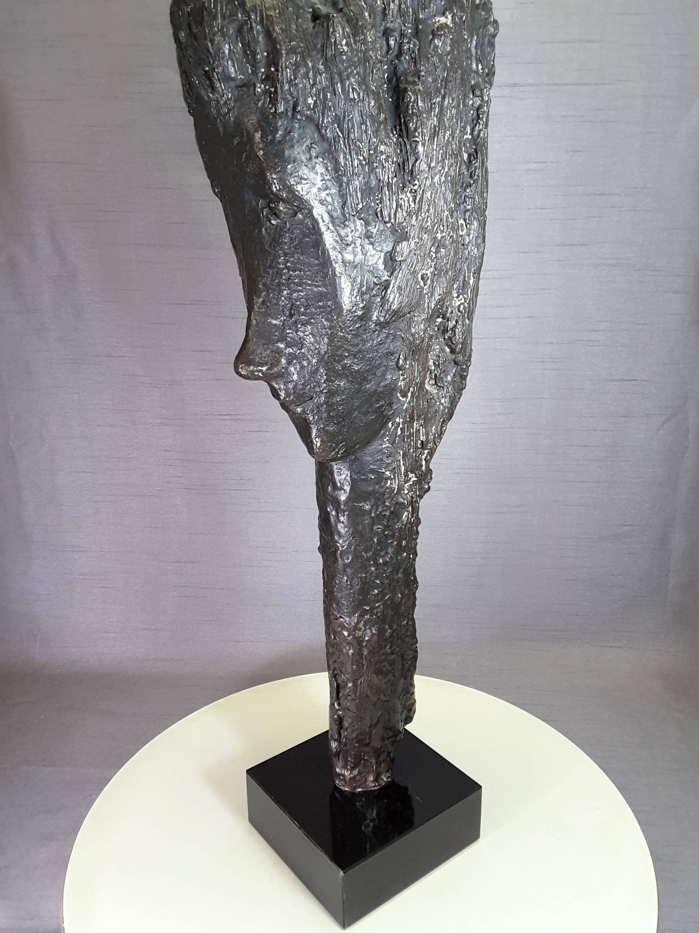 Tall Head Bronze Sculpture by Almuth Lutkenhaus, 1930-1996 In Excellent Condition In Ottawa, Ontario
