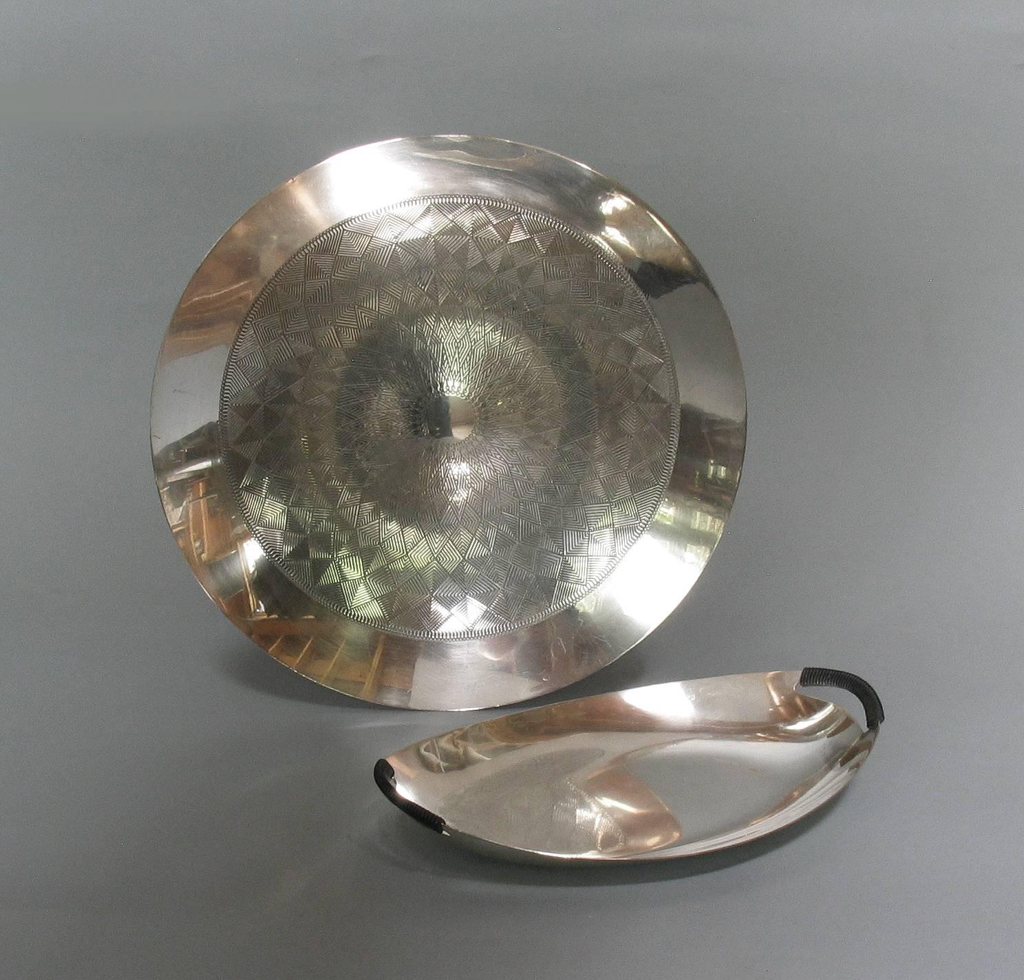 Plato modernista de plata WMF Diseño de Sigrid Kupetz con cuenco oval pequeño en venta 1