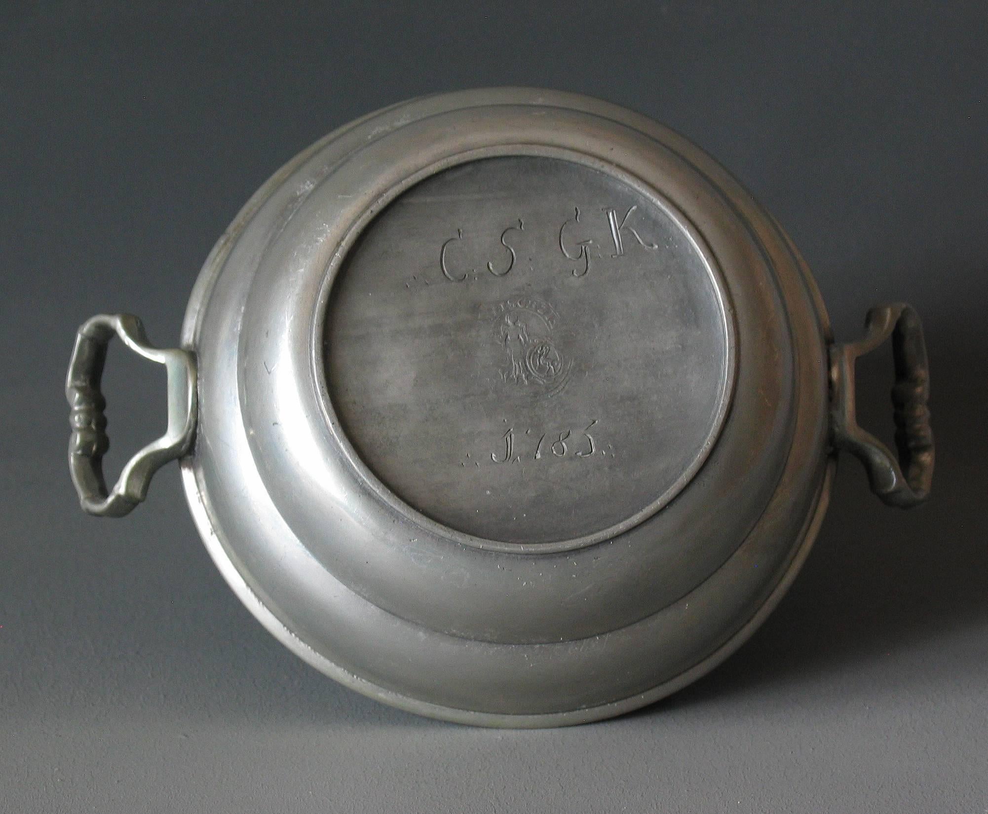 Swiss Very Fine Pewter Ecuelle or Lidded Porringer, 18th Century For Sale