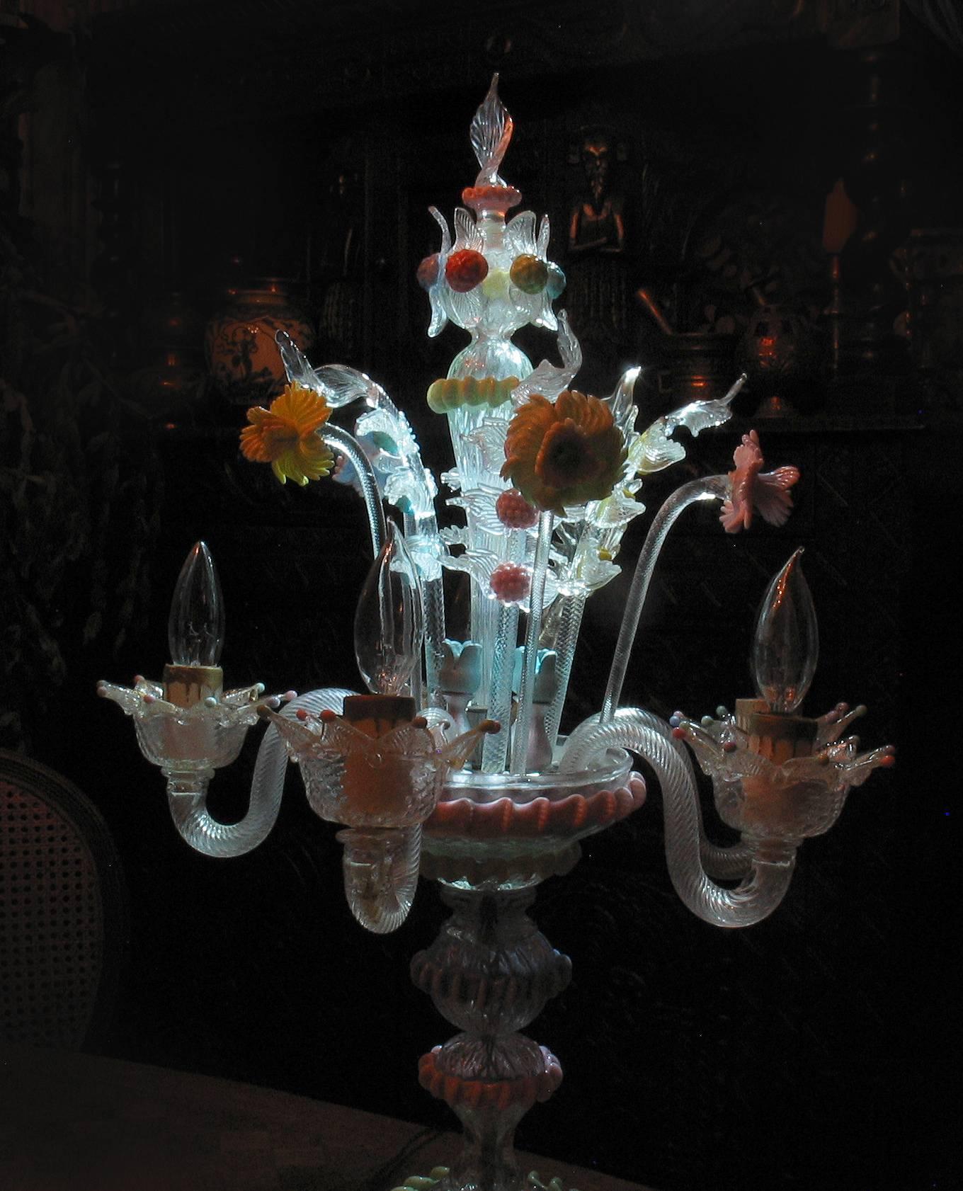 Fait main Chandelier en verre de Murano soufflé à la main, multicolore, vers 1940 en vente