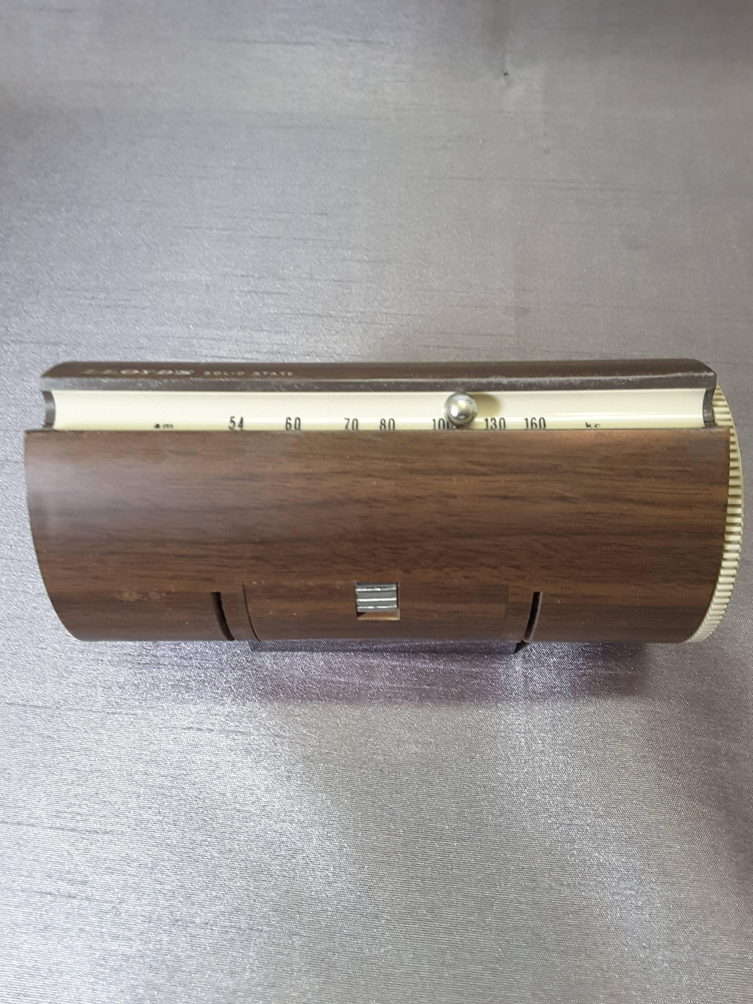 wood grain radio