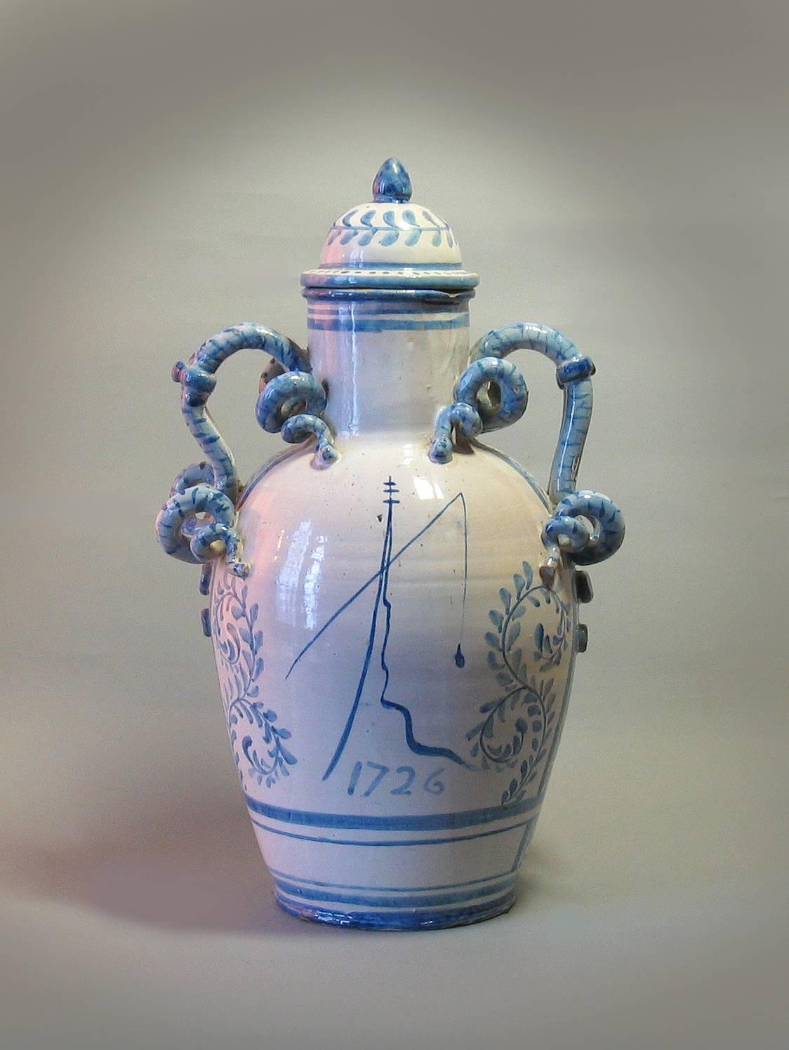 italian blue and white pottery