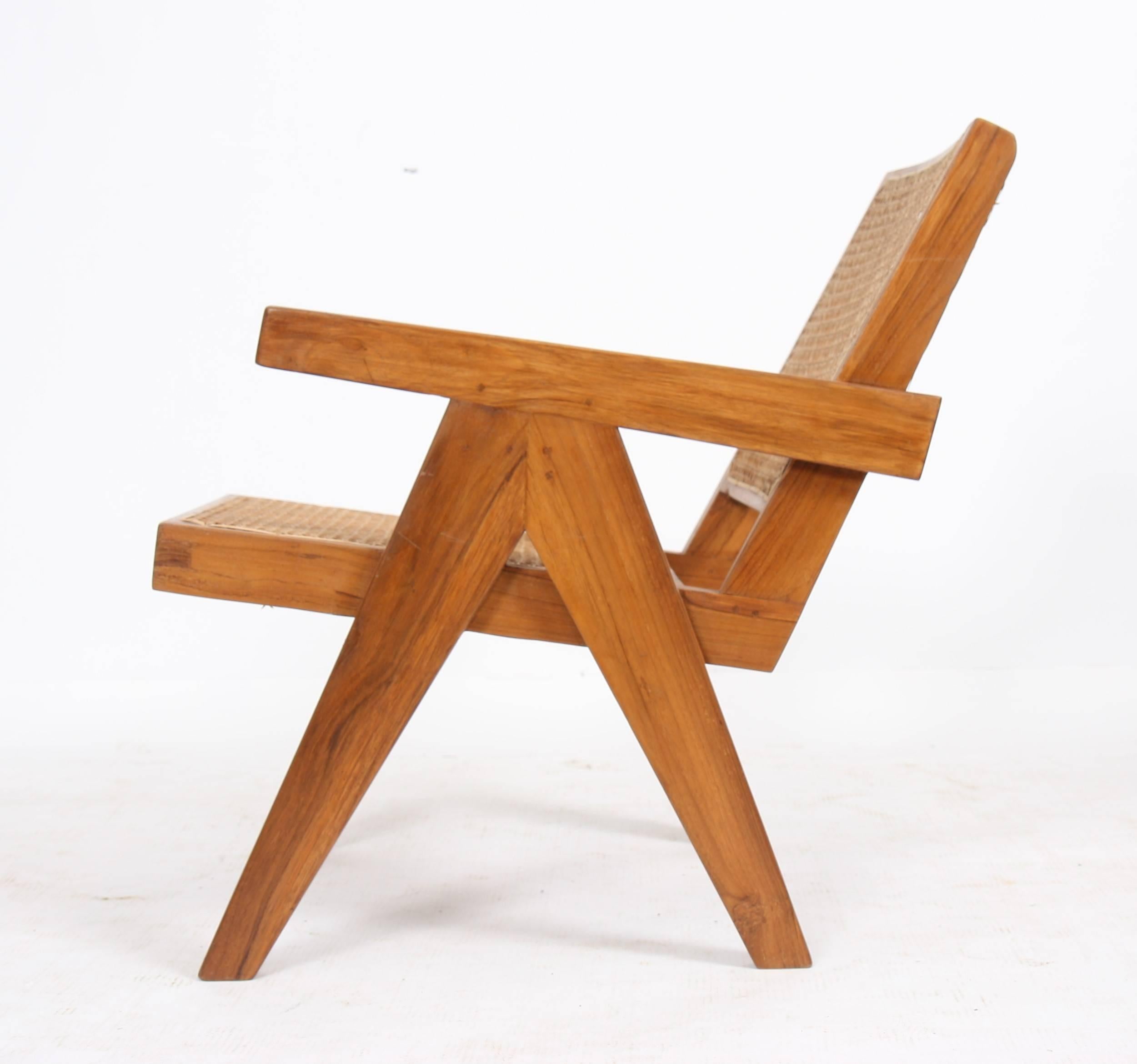 easy armchair pierre jeanneret