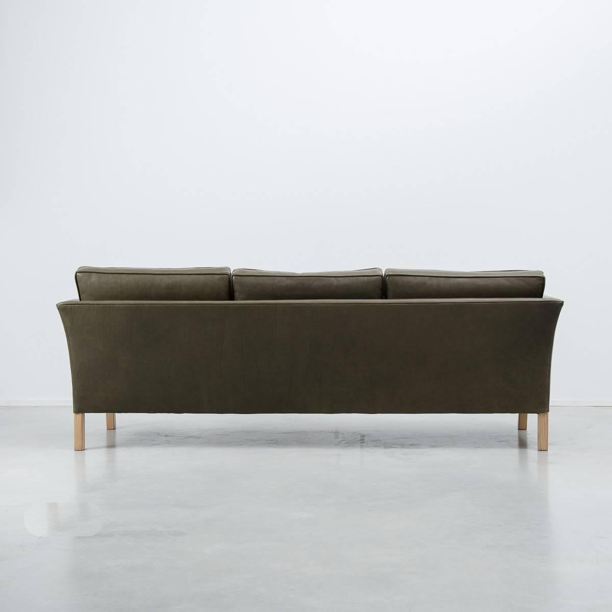 Turned Arne Norell Cromwell Sofa, Norell Möbel, Sweden, 1960s
