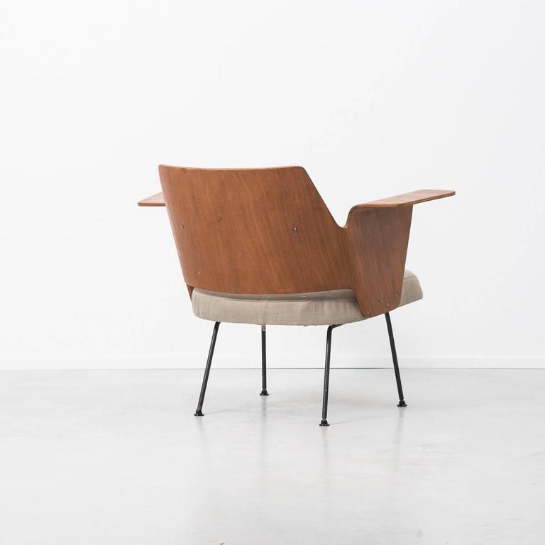 Robin Day Royal Festival Hall Model 700 Lounge Chair For Sale at 1stdibs