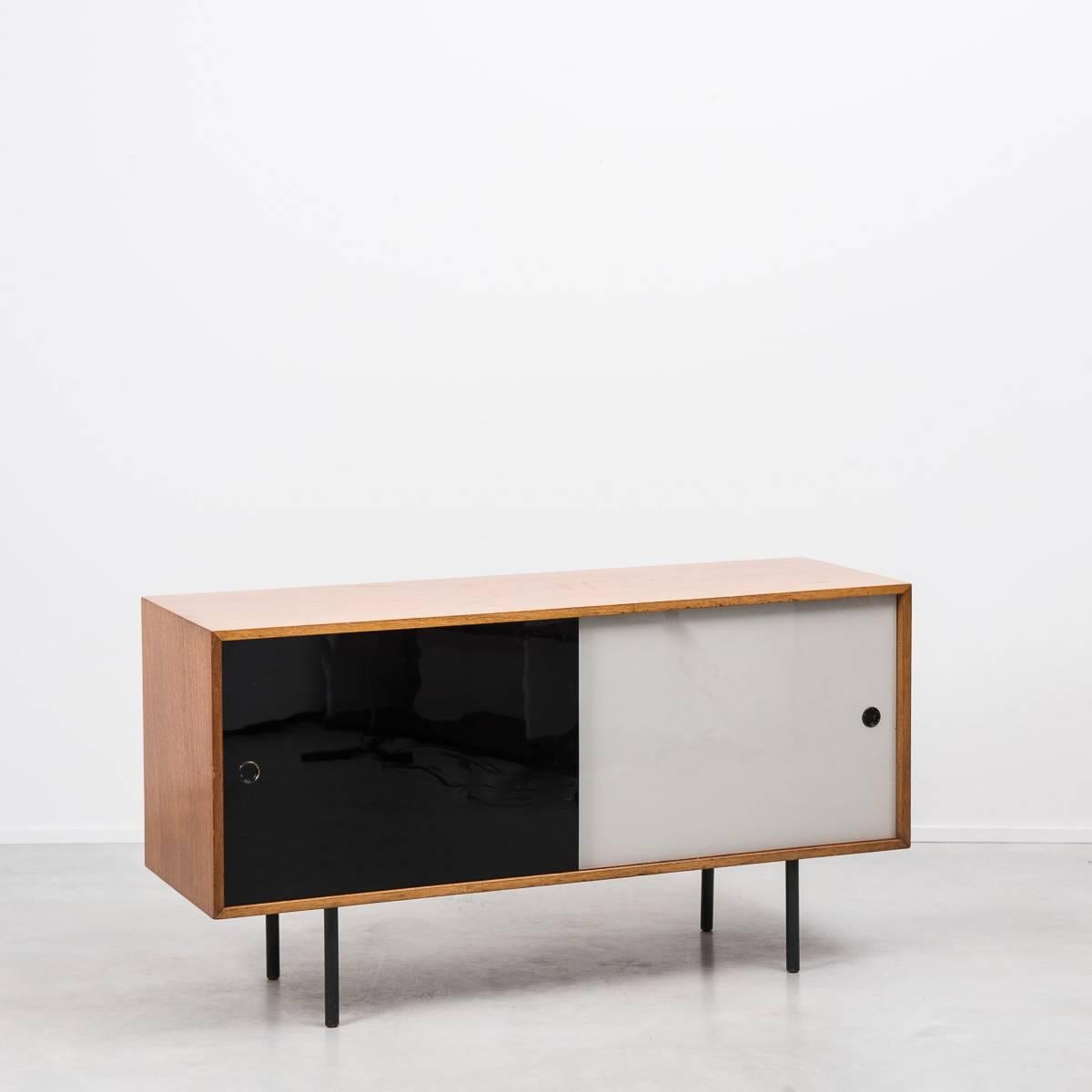 Robin Day Interplan Sideboard for Hille, UK, 1950s In Good Condition In London, GB