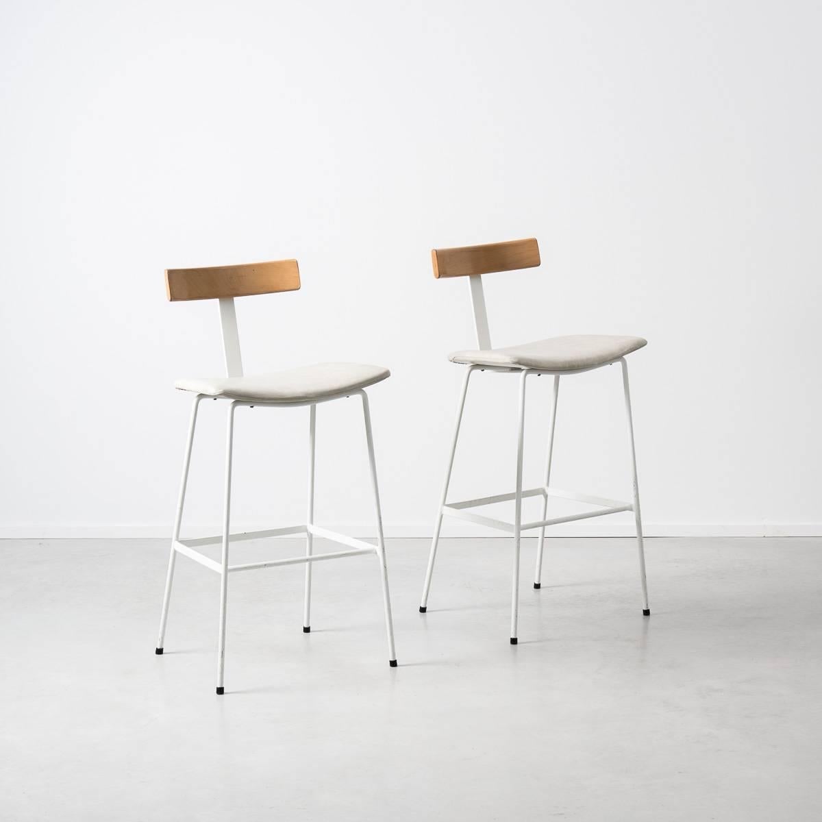 kandya stool