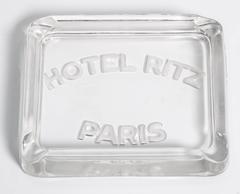 Gestohlen aus dem Hotel Ritz Paris Art Deco Glasaschenbecher