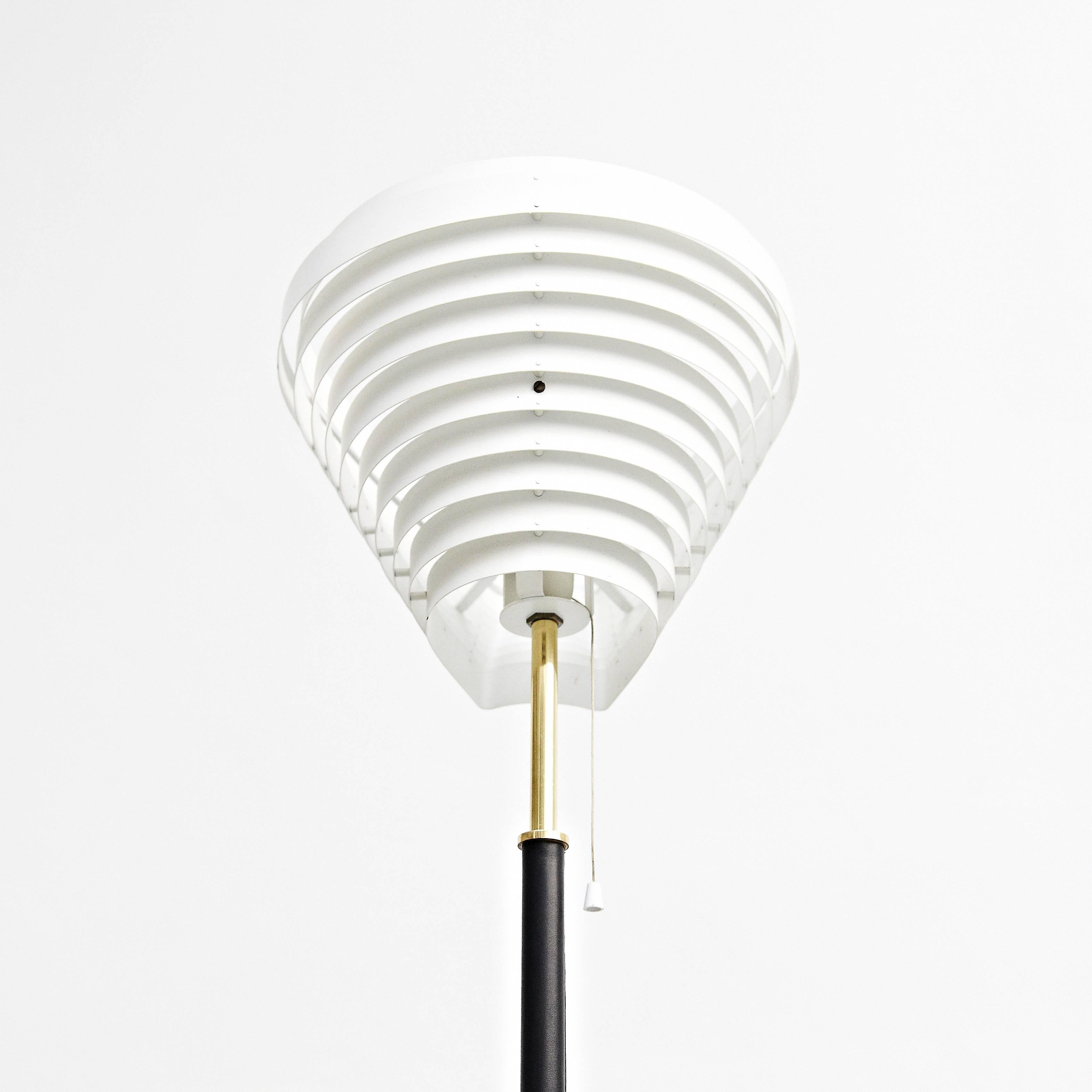 Alvar Aalto A805 Floor Lamp for Artek, circa 1953 1