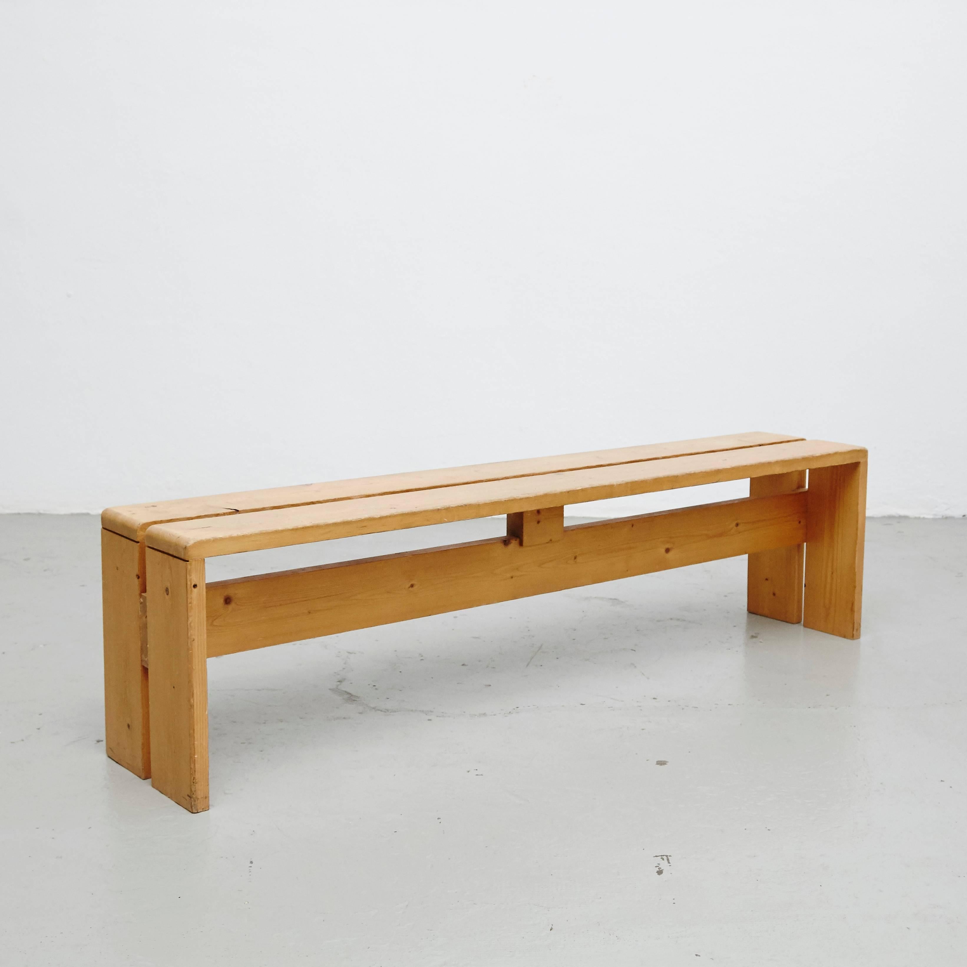 Bench designed by Charlotte Perriand for Les Arcs ski resort circa 1960, manufactured in France.
Pinewood.

In good original condition, with minor wear consistent with age and use, preserving a beautiful patina.

Charlotte Perriand (1903 -