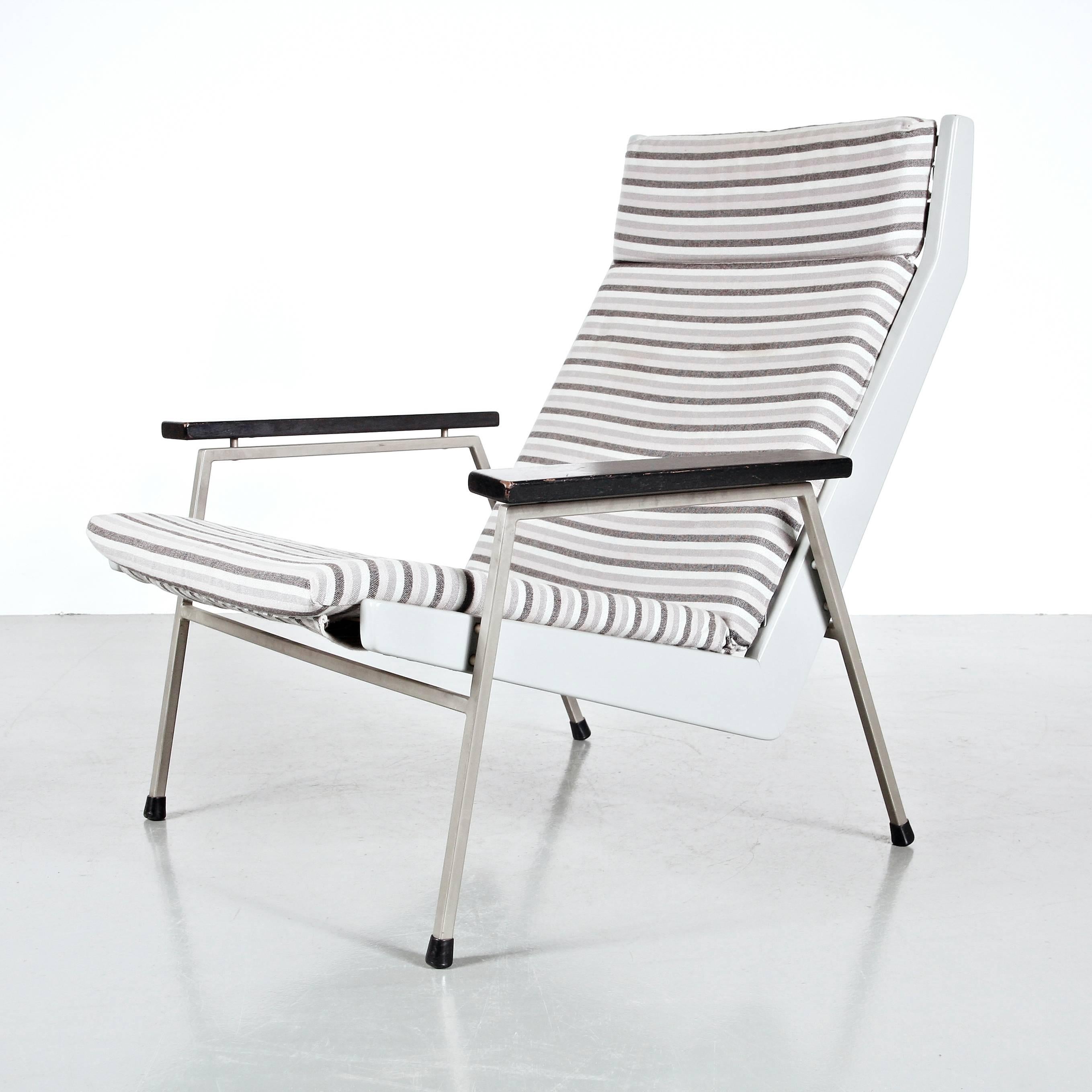 Rob Parry Easy Chair for Gelderland Netherlands, circa 1960 In Good Condition In Barcelona, Barcelona