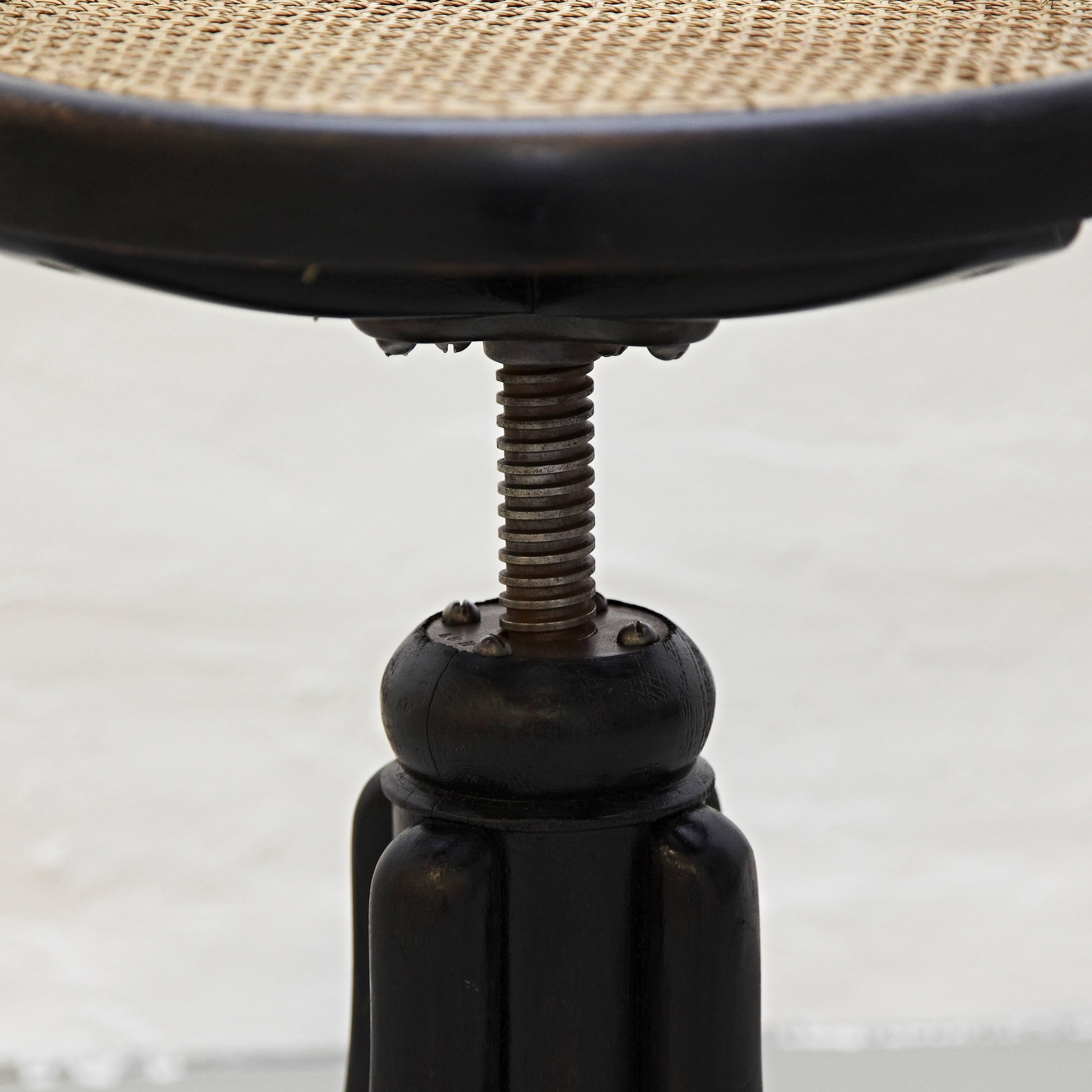 Thonet piano stool, manufactured by Thonet, circa 1940.

In good original condition, with minor wear consistent with age and use, preserving a beautiful patina.

Thonet was the son of master tanner Franz Anton Thonet of Boppard. Following a